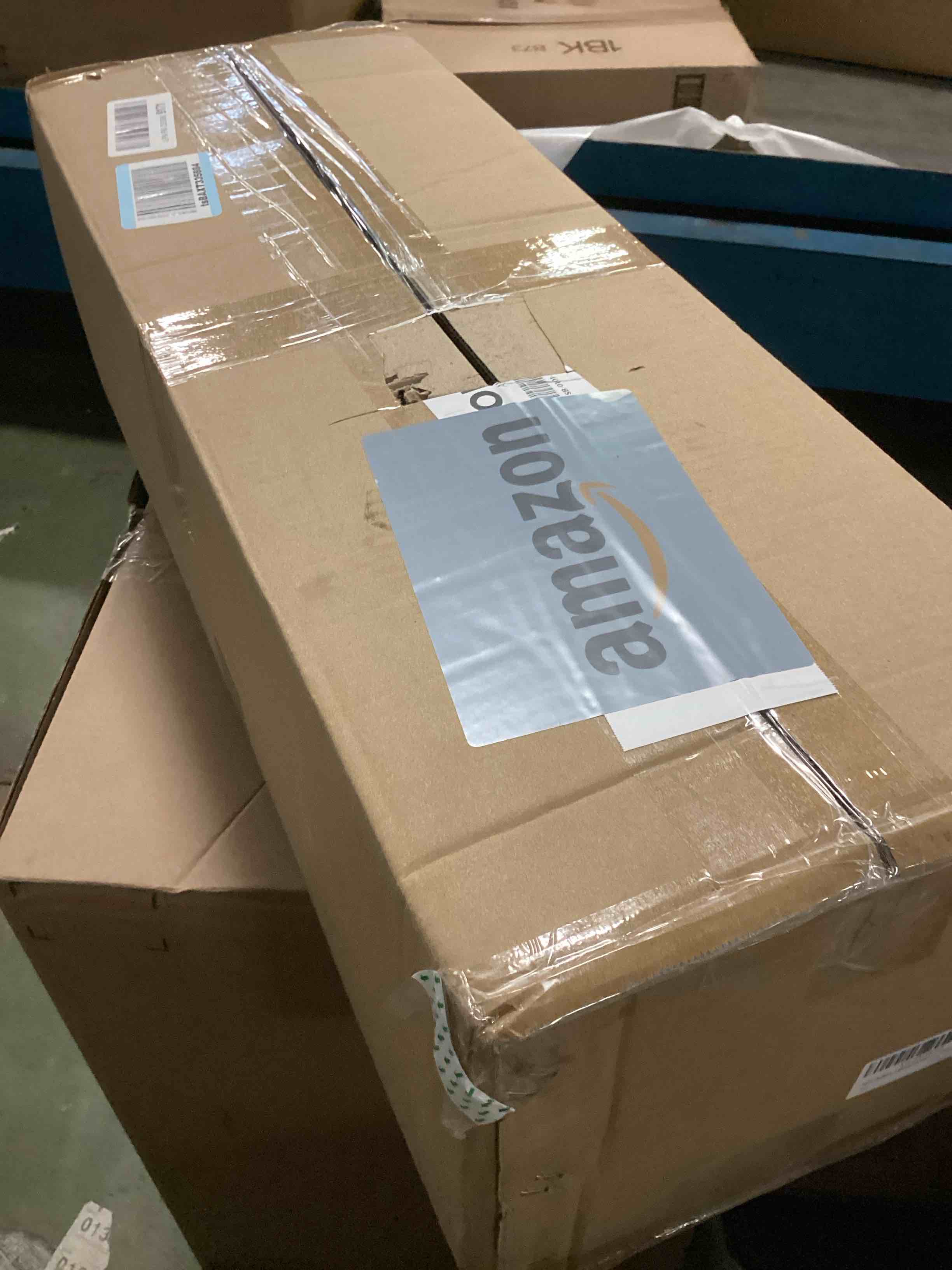 https://s3.amazonaws.com/lotting-images-prod/bidfta/PPE1310105_1745245844166.jpeg
