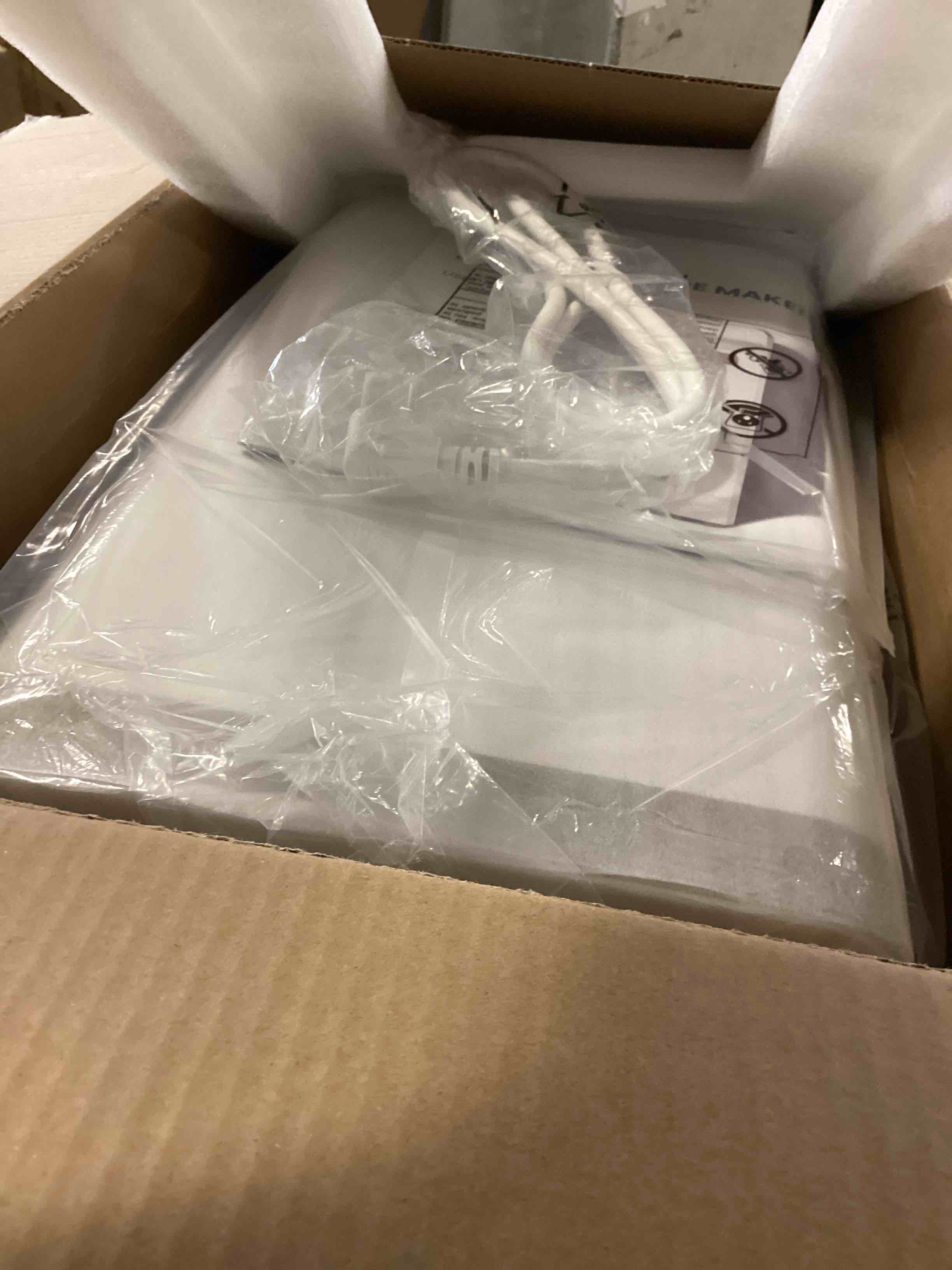 https://s3.amazonaws.com/lotting-images-prod/bidfta/PPE1310145_1745250087125.jpeg