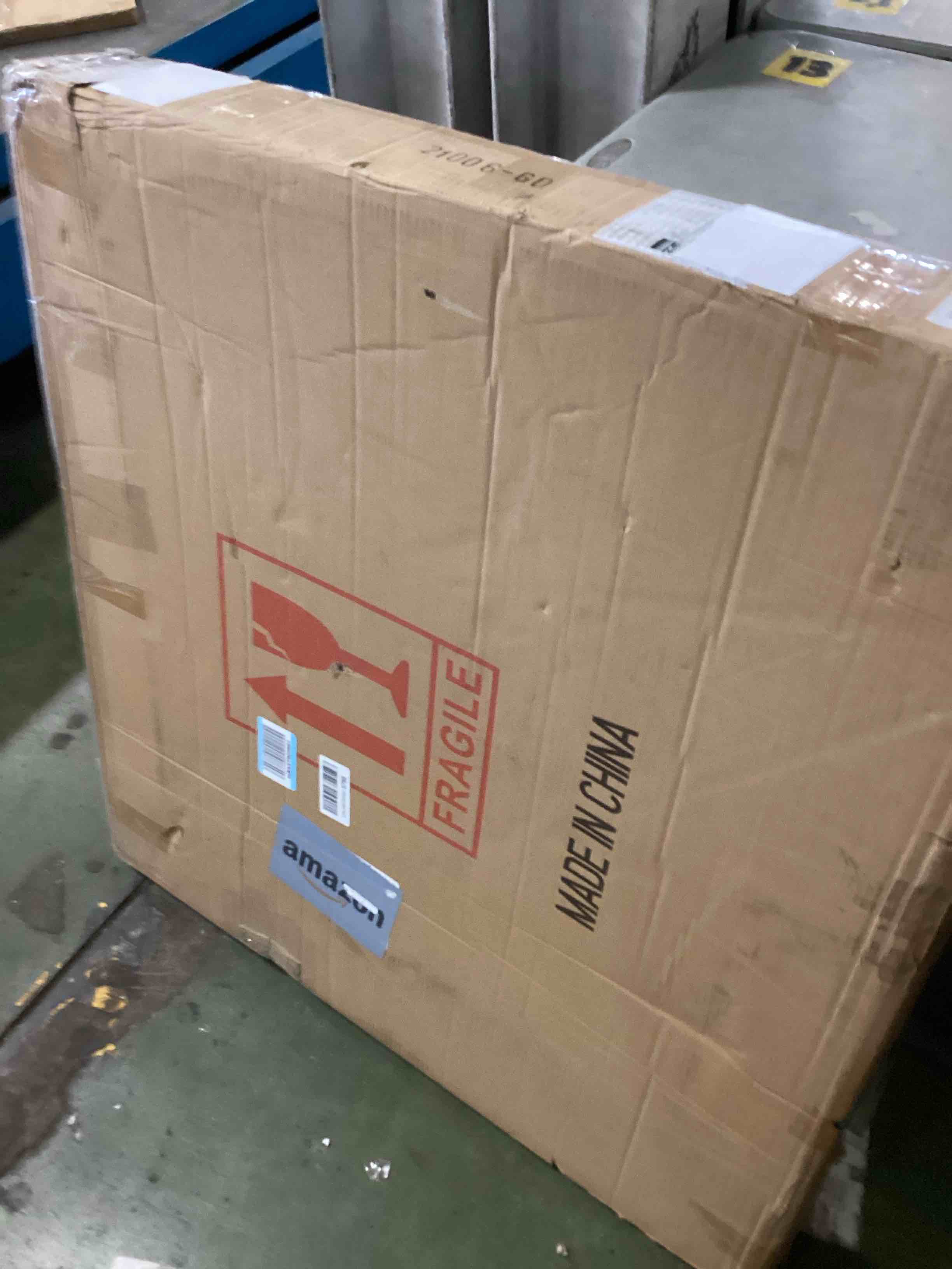 https://s3.amazonaws.com/lotting-images-prod/bidfta/PPE1310185_1745258065396.jpeg