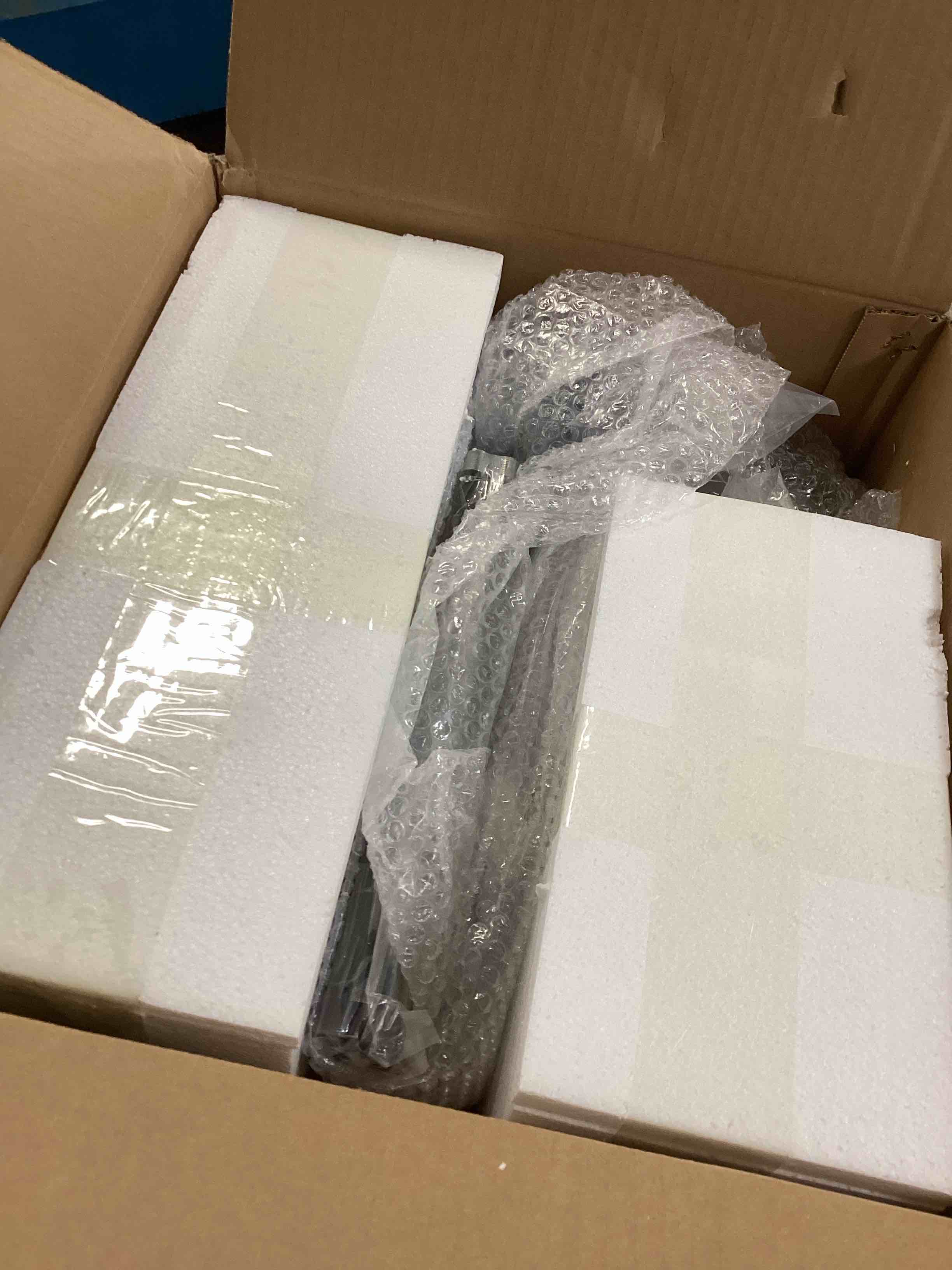 https://s3.amazonaws.com/lotting-images-prod/bidfta/PPE1310432_1745410753551.jpeg