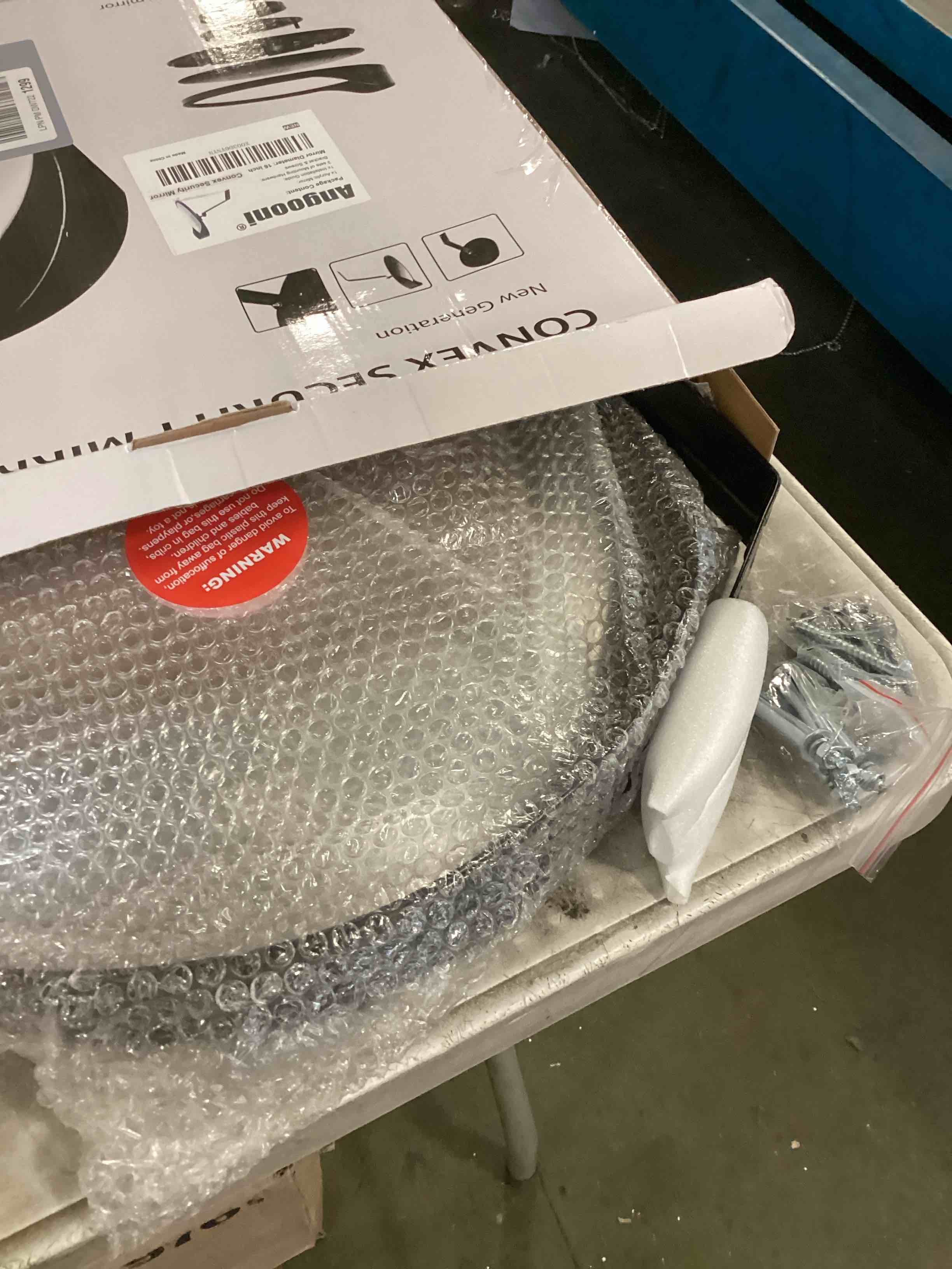 https://s3.amazonaws.com/lotting-images-prod/bidfta/PPE1310621_1745510181537.jpeg