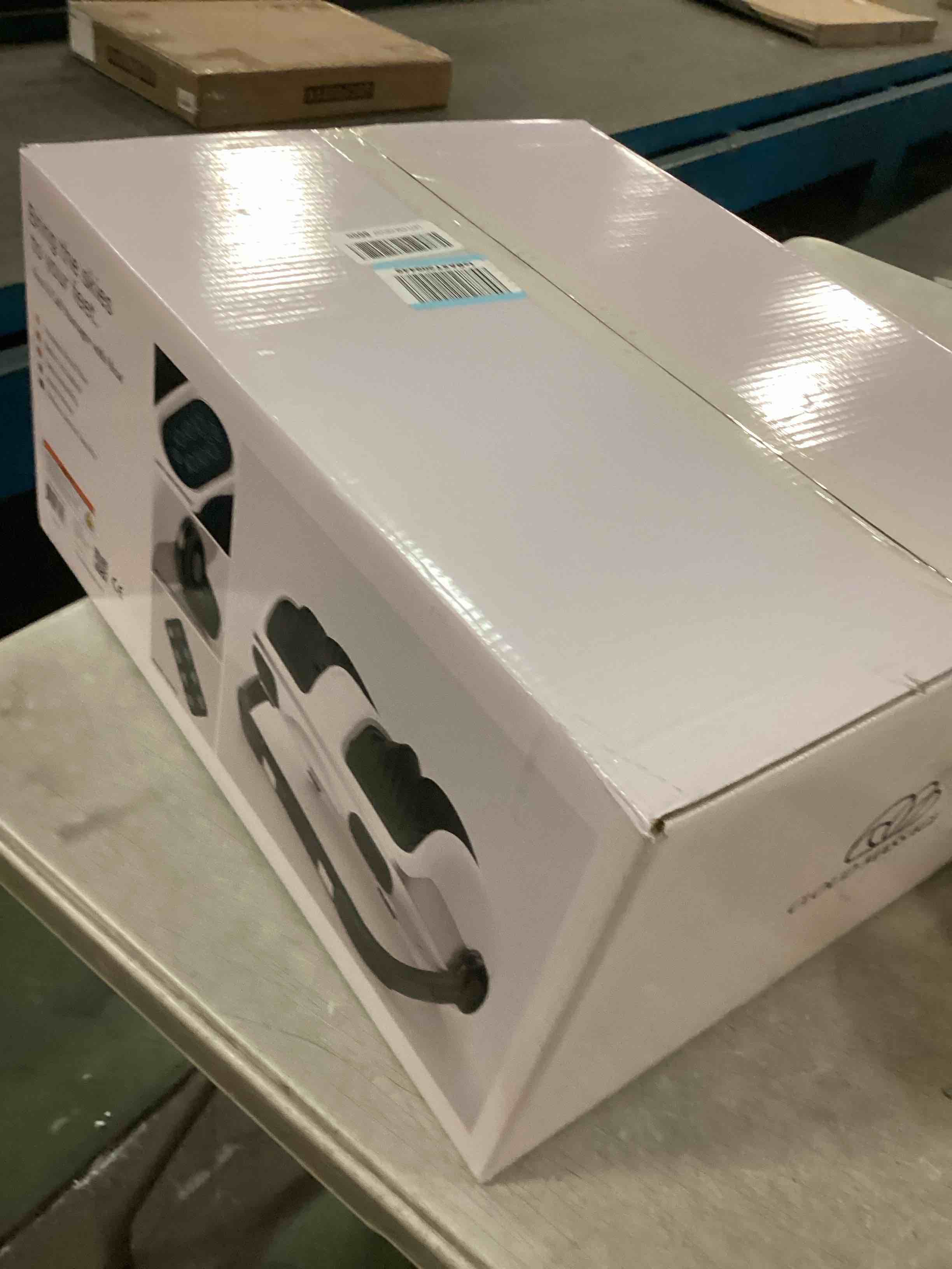 https://s3.amazonaws.com/lotting-images-prod/bidfta/PPE1310695_1745843476430.jpeg