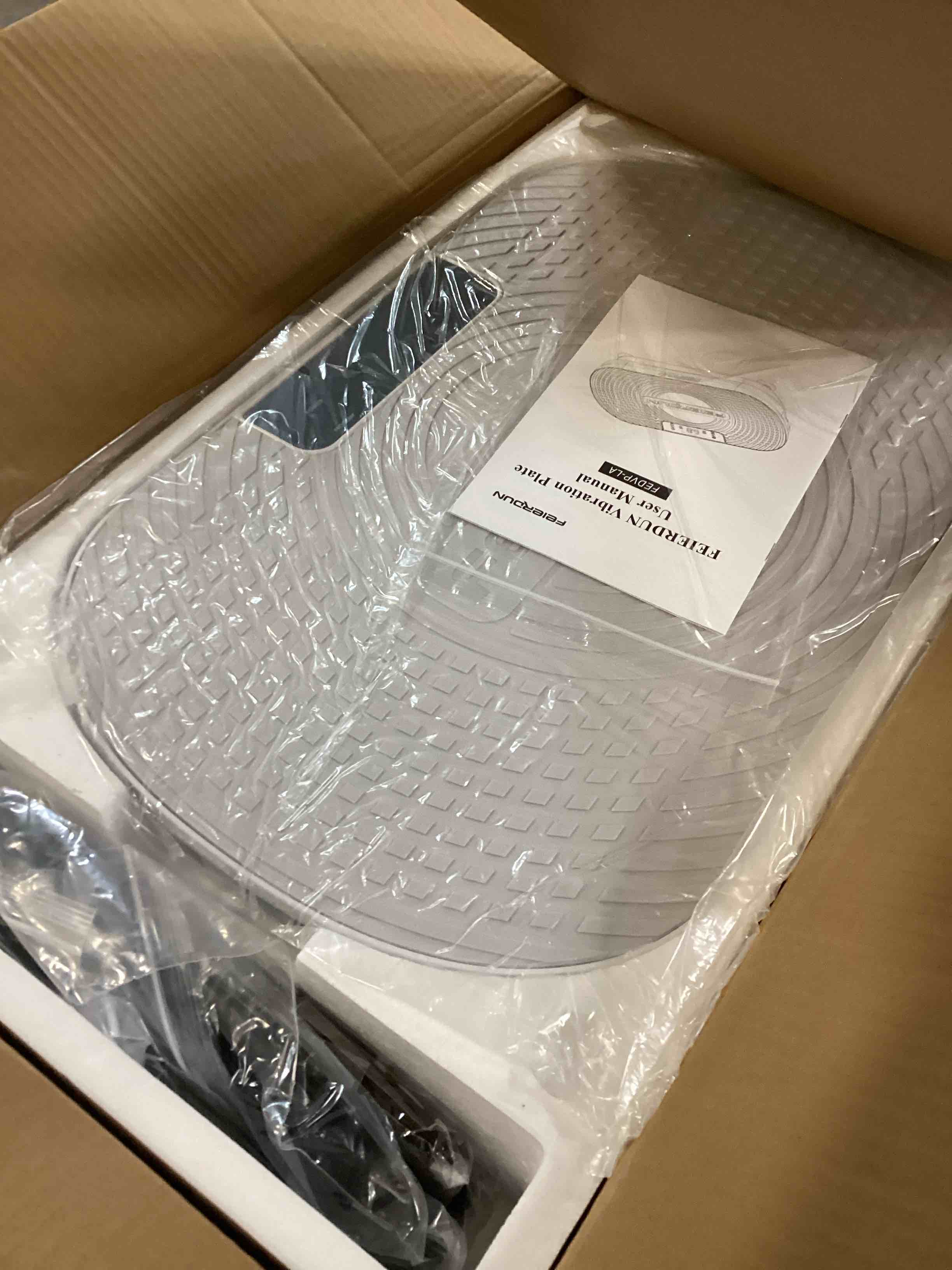 https://s3.amazonaws.com/lotting-images-prod/bidfta/PPE1310709_1745845070117.jpeg