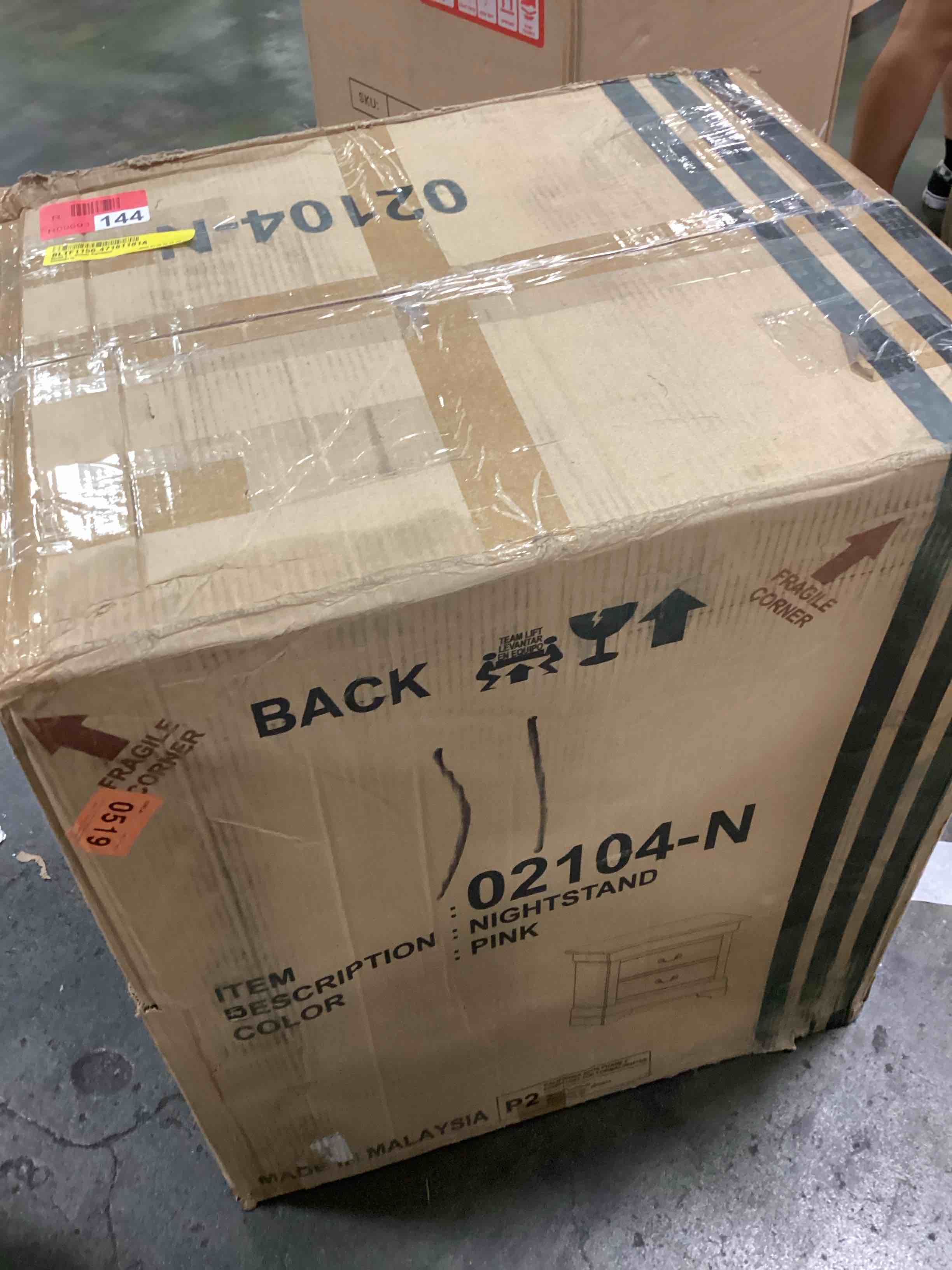 https://s3.amazonaws.com/lotting-images-prod/bidfta/PPE1310810_1745948837166.jpeg