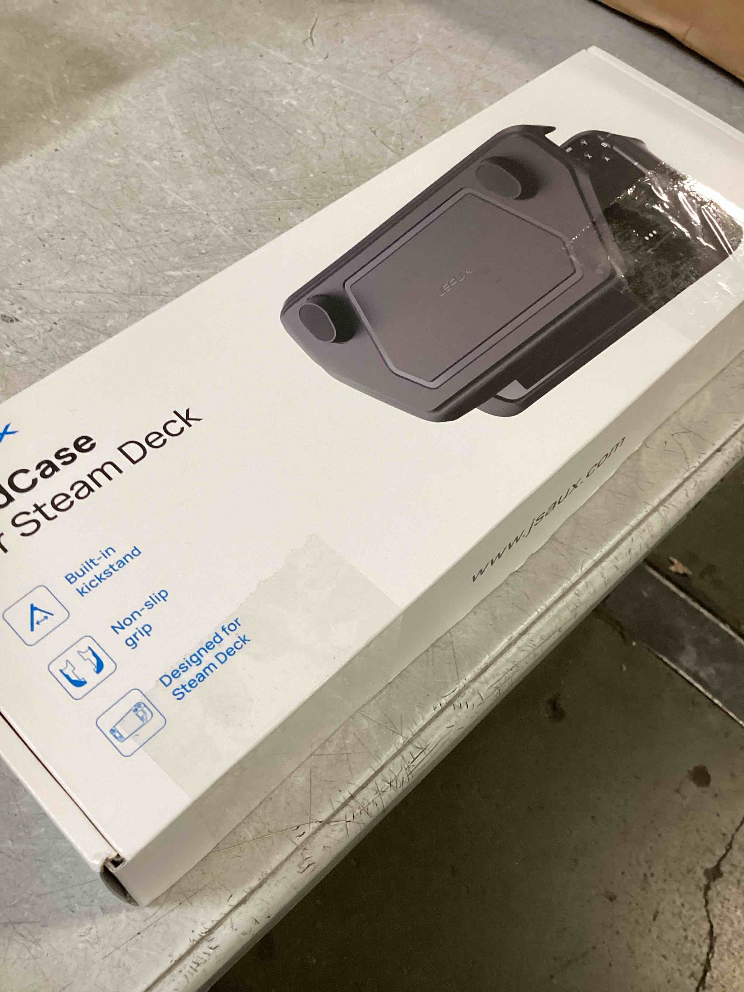https://s3.amazonaws.com/lotting-images-prod/bidfta/PPE1311211_1746455221328.jpeg