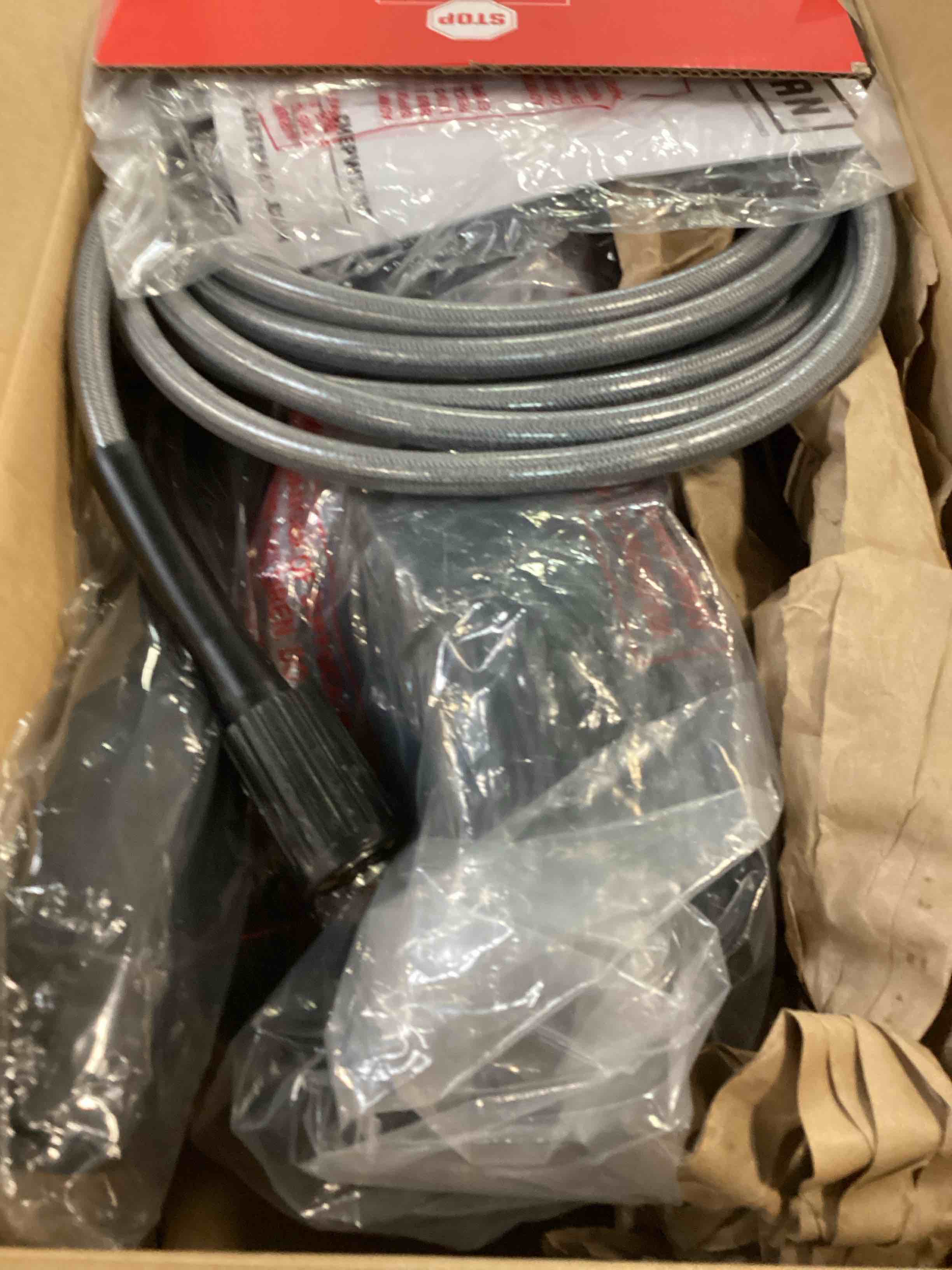 https://s3.amazonaws.com/lotting-images-prod/bidfta/PPE1311352_1746475798348.jpeg