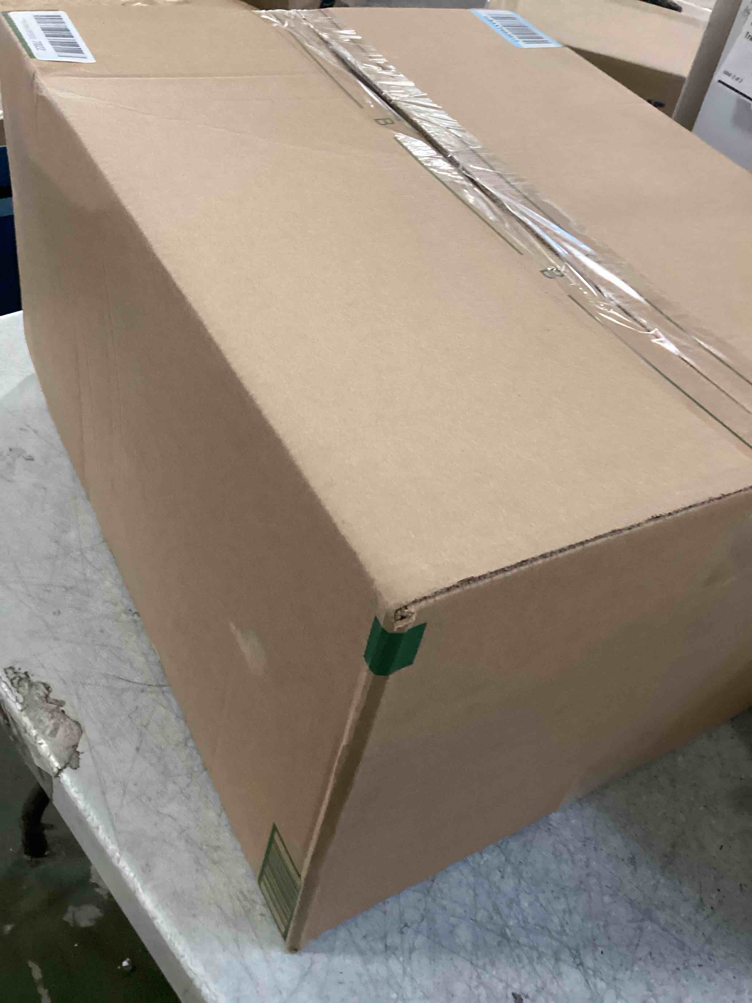 https://s3.amazonaws.com/lotting-images-prod/bidfta/PPE1311601_1746641006830.jpeg