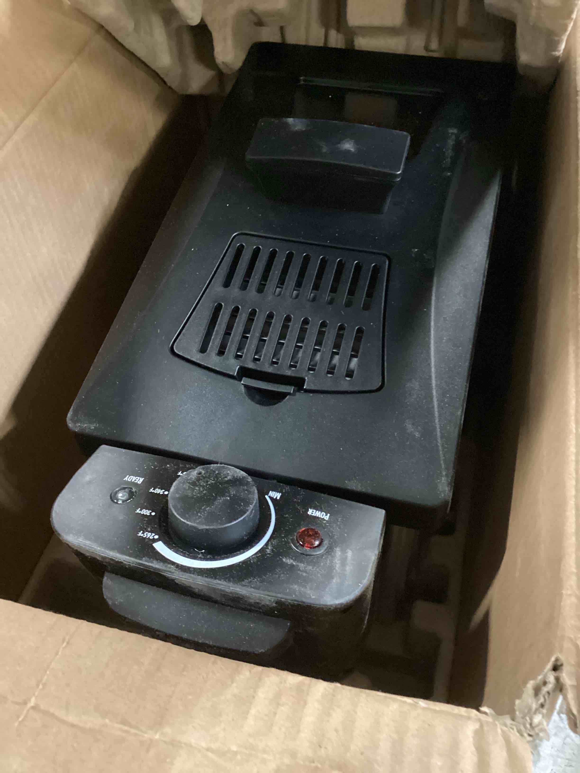 https://s3.amazonaws.com/lotting-images-prod/bidfta/PPE1311640_1746646144314.jpeg