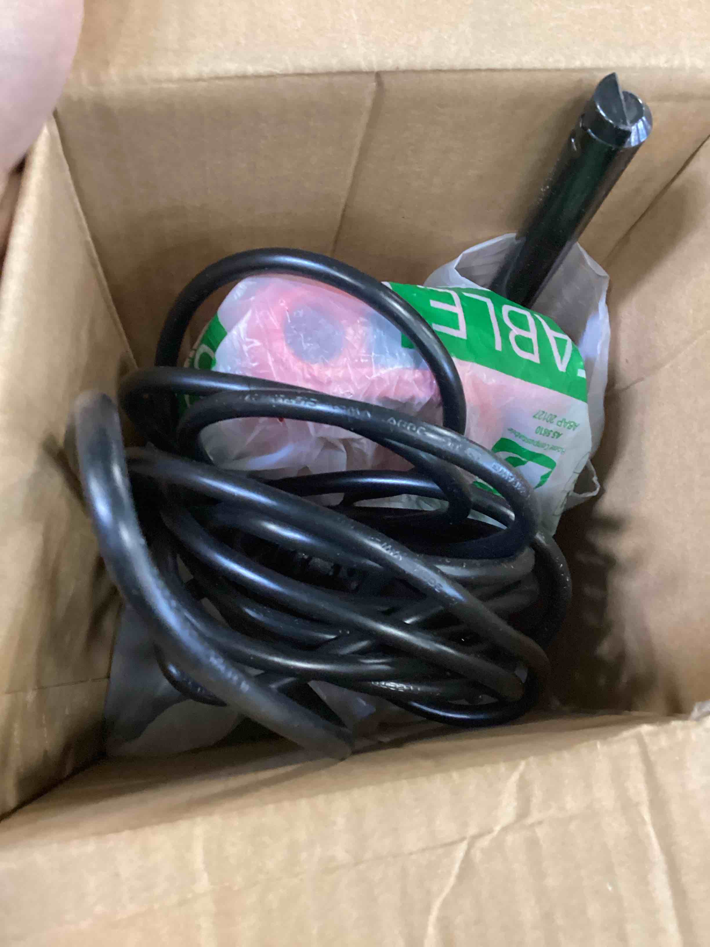 https://s3.amazonaws.com/lotting-images-prod/bidfta/PPE1311726_1746715794862.jpeg