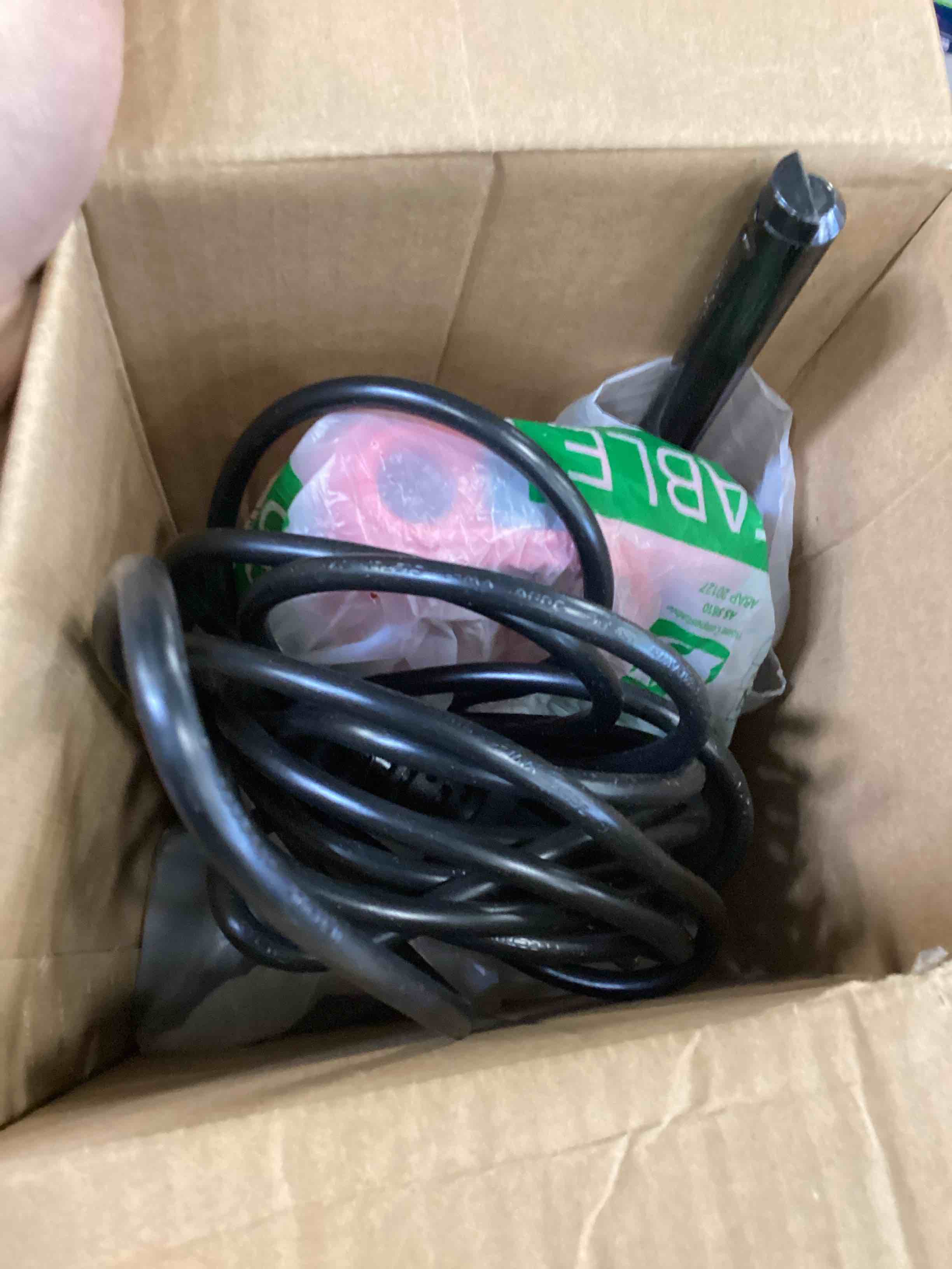 https://s3.amazonaws.com/lotting-images-prod/bidfta/PPE1311733_1746715795610.jpeg