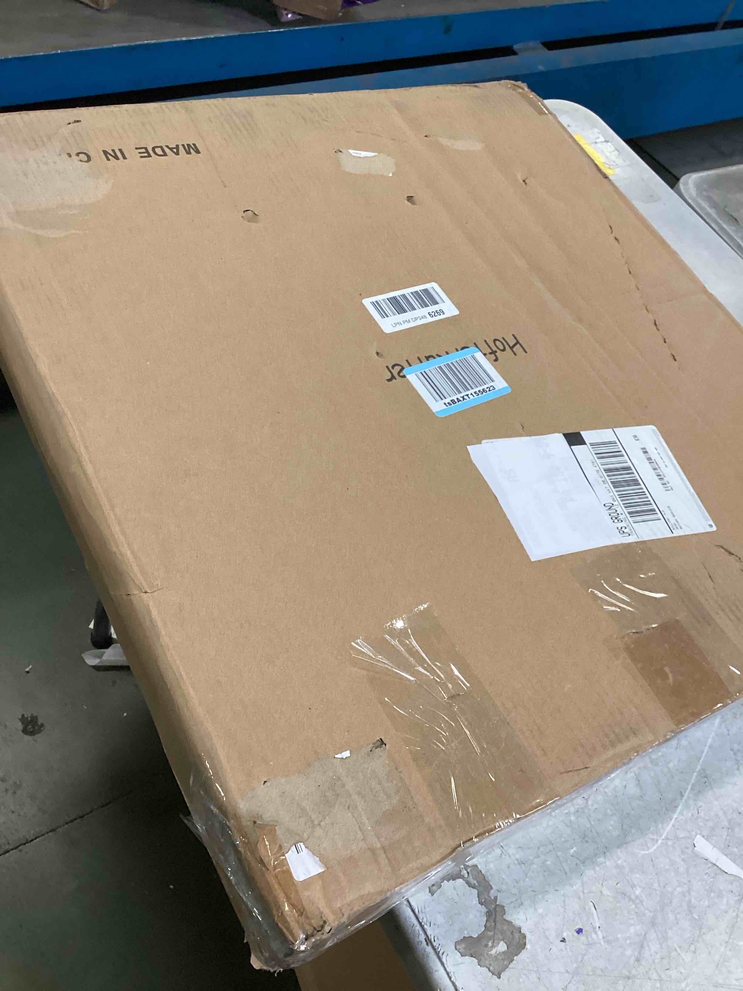https://s3.amazonaws.com/lotting-images-prod/bidfta/PPE1311917_1746800608413.jpeg