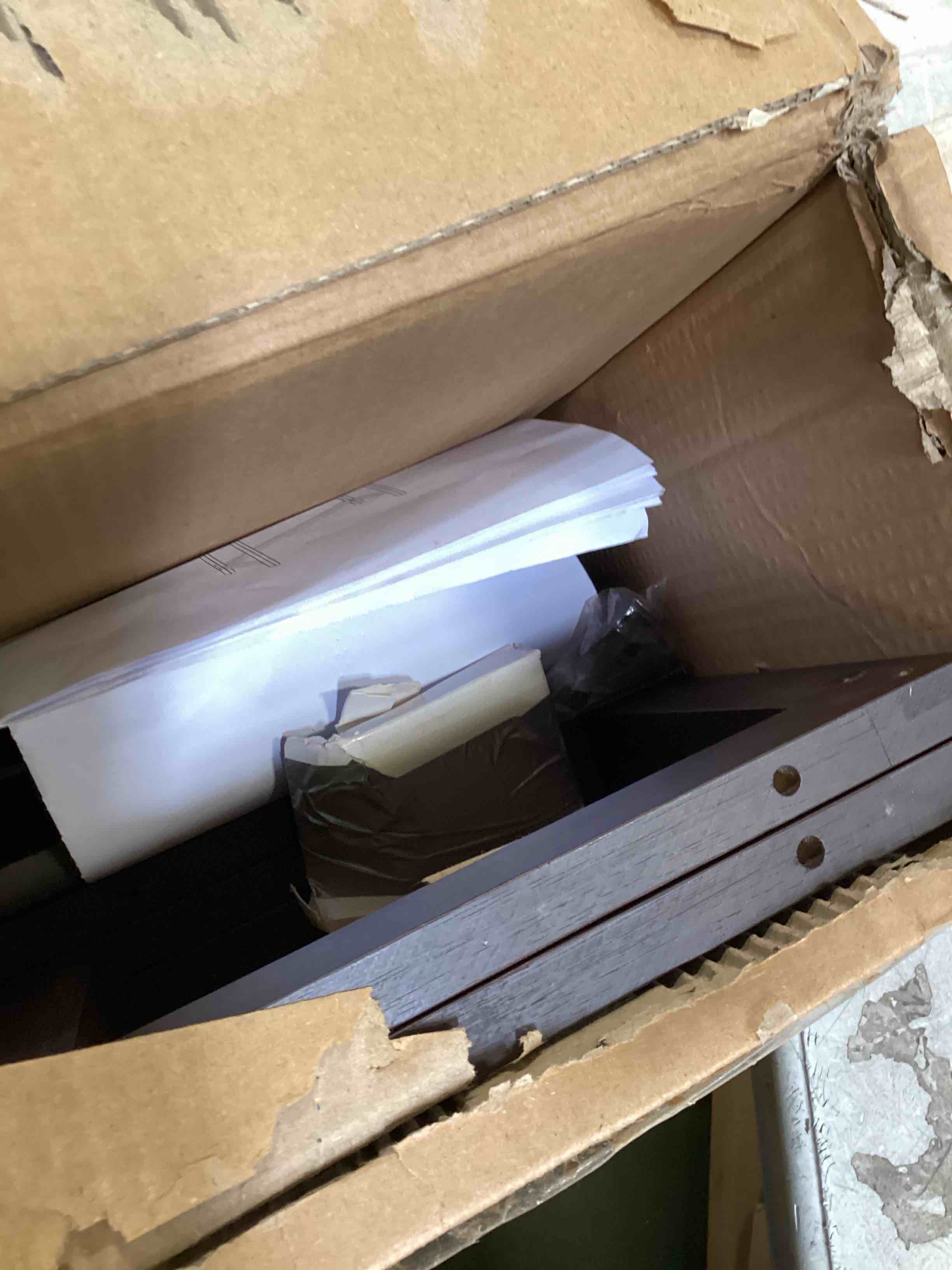 https://s3.amazonaws.com/lotting-images-prod/bidfta/PPE1311961_1746805911220.jpeg