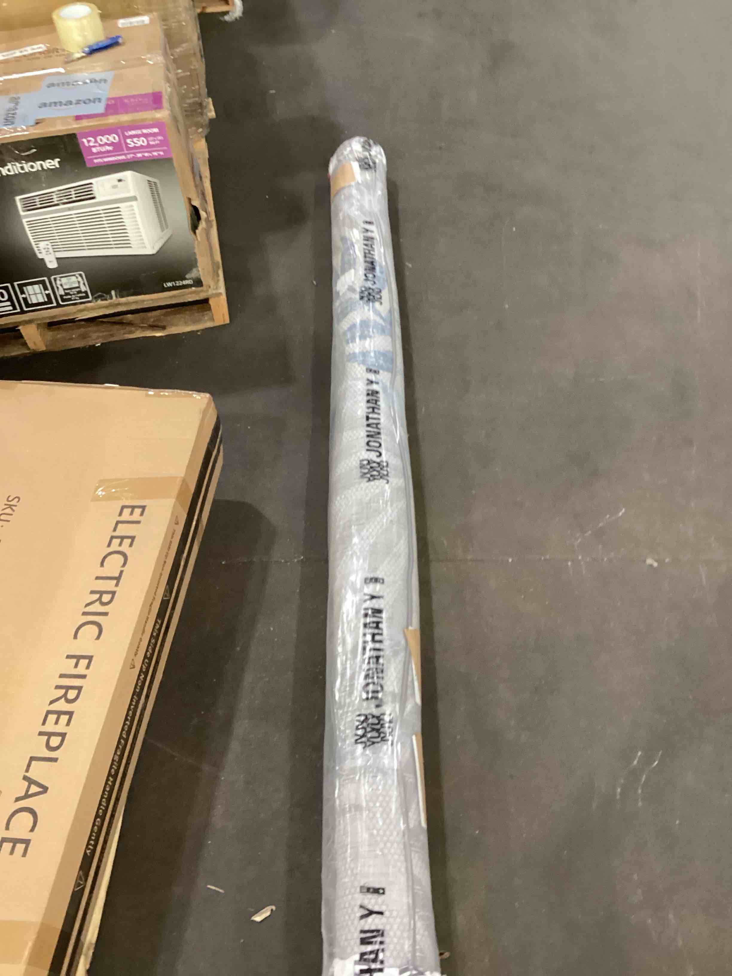 https://s3.amazonaws.com/lotting-images-prod/bidfta/PPE1315016_1750961394603.jpeg