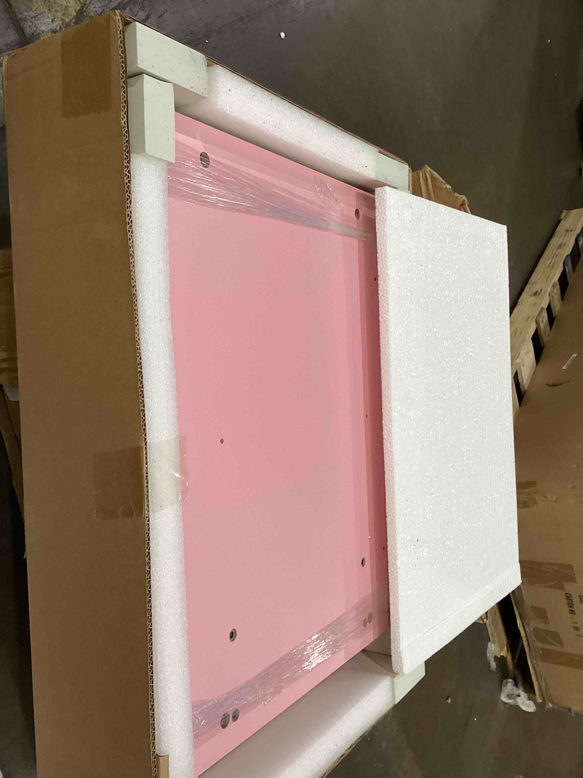 https://s3.amazonaws.com/lotting-images-prod/bidfta/PPE1315196_1751468939438.jpeg