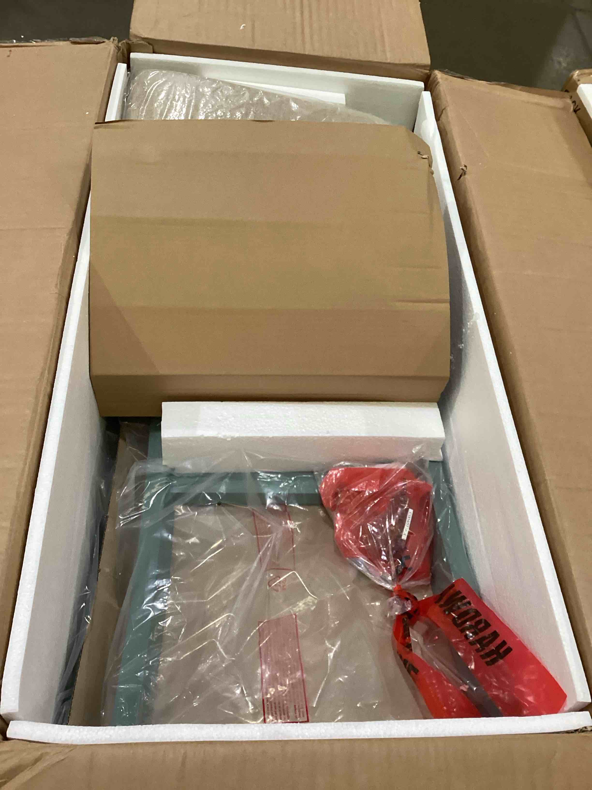 https://s3.amazonaws.com/lotting-images-prod/bidfta/PPE1315197_1751470167018.jpeg