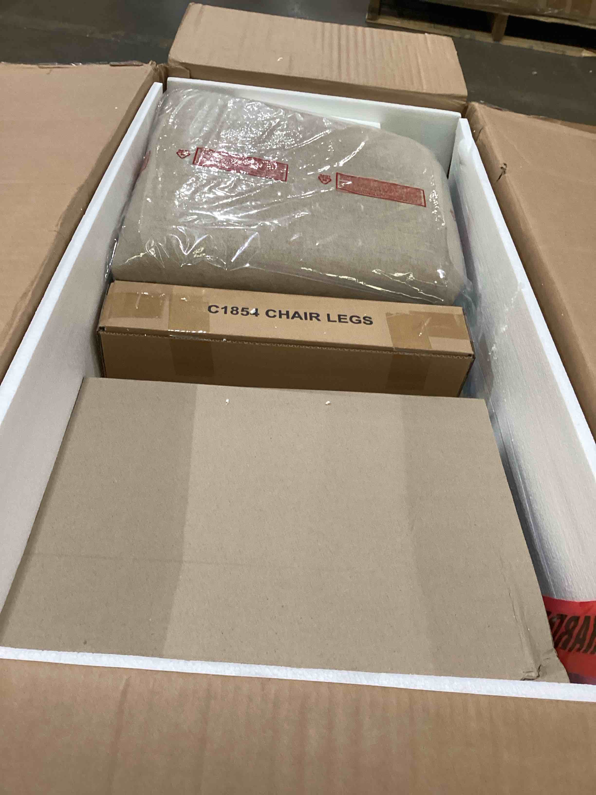 https://s3.amazonaws.com/lotting-images-prod/bidfta/PPE1315197_1751470170845.jpeg