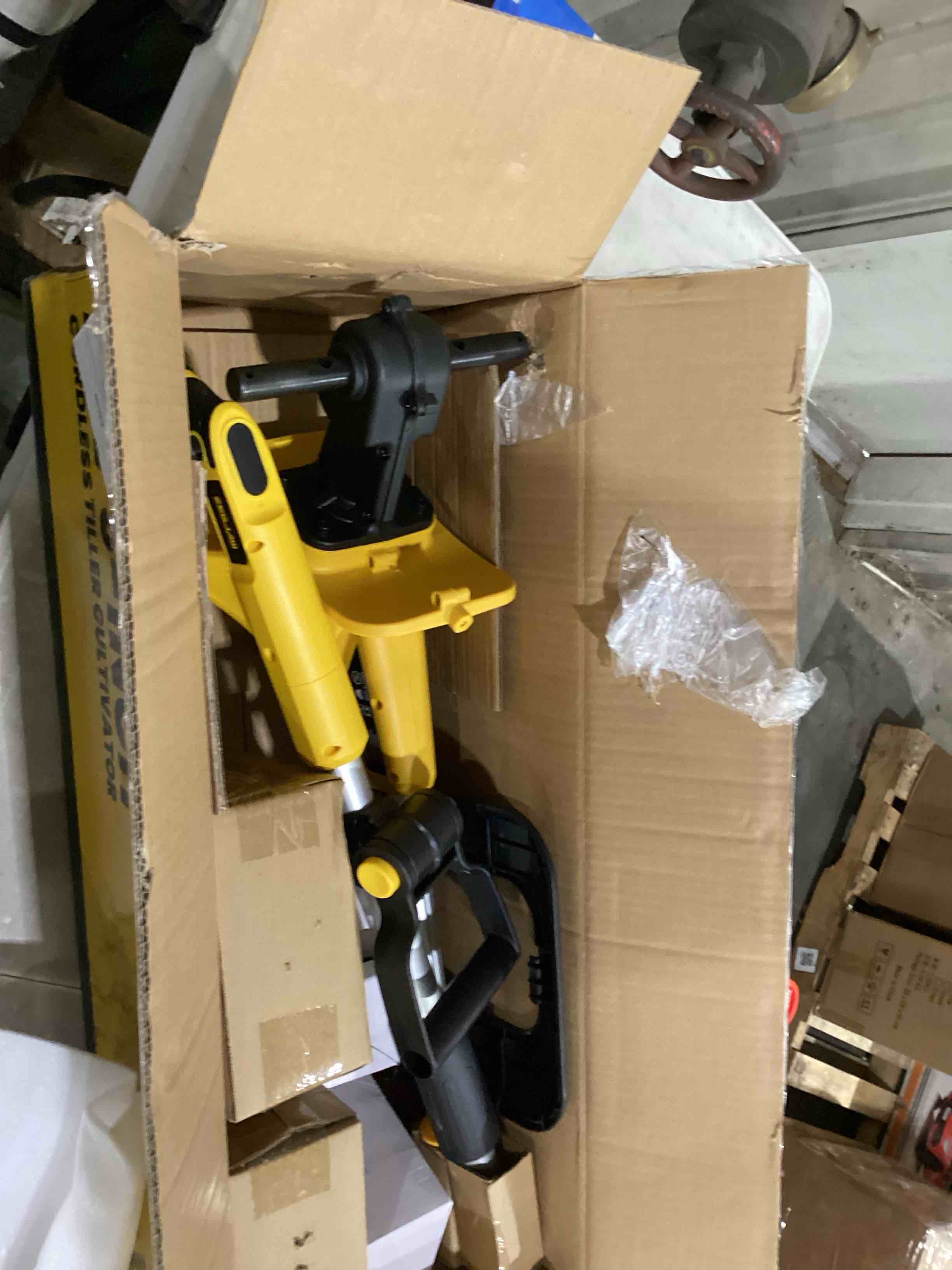 https://s3.amazonaws.com/lotting-images-prod/bidfta/PPE1315285_1753108443416.jpeg