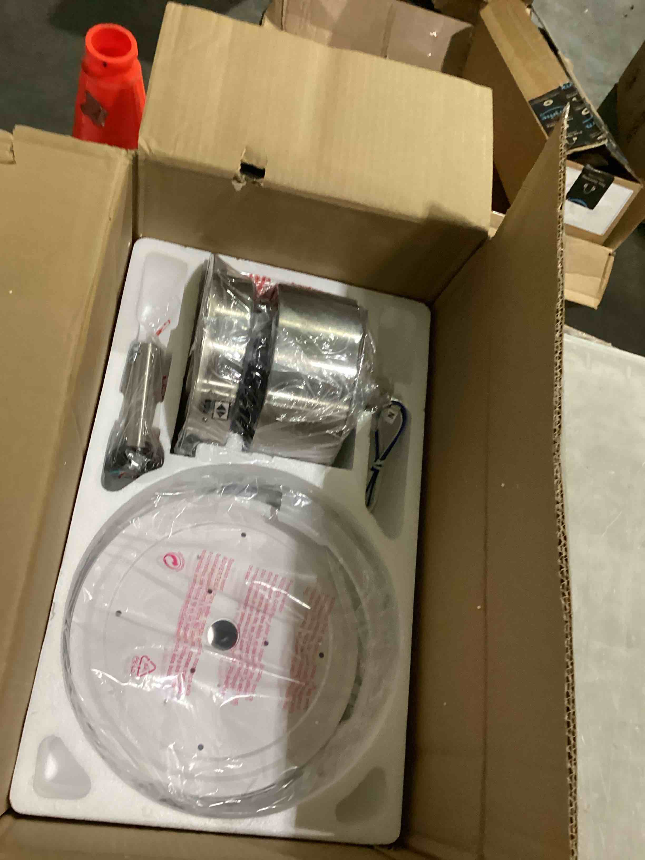 https://s3.amazonaws.com/lotting-images-prod/bidfta/PPE1315292_1753109667149.jpeg