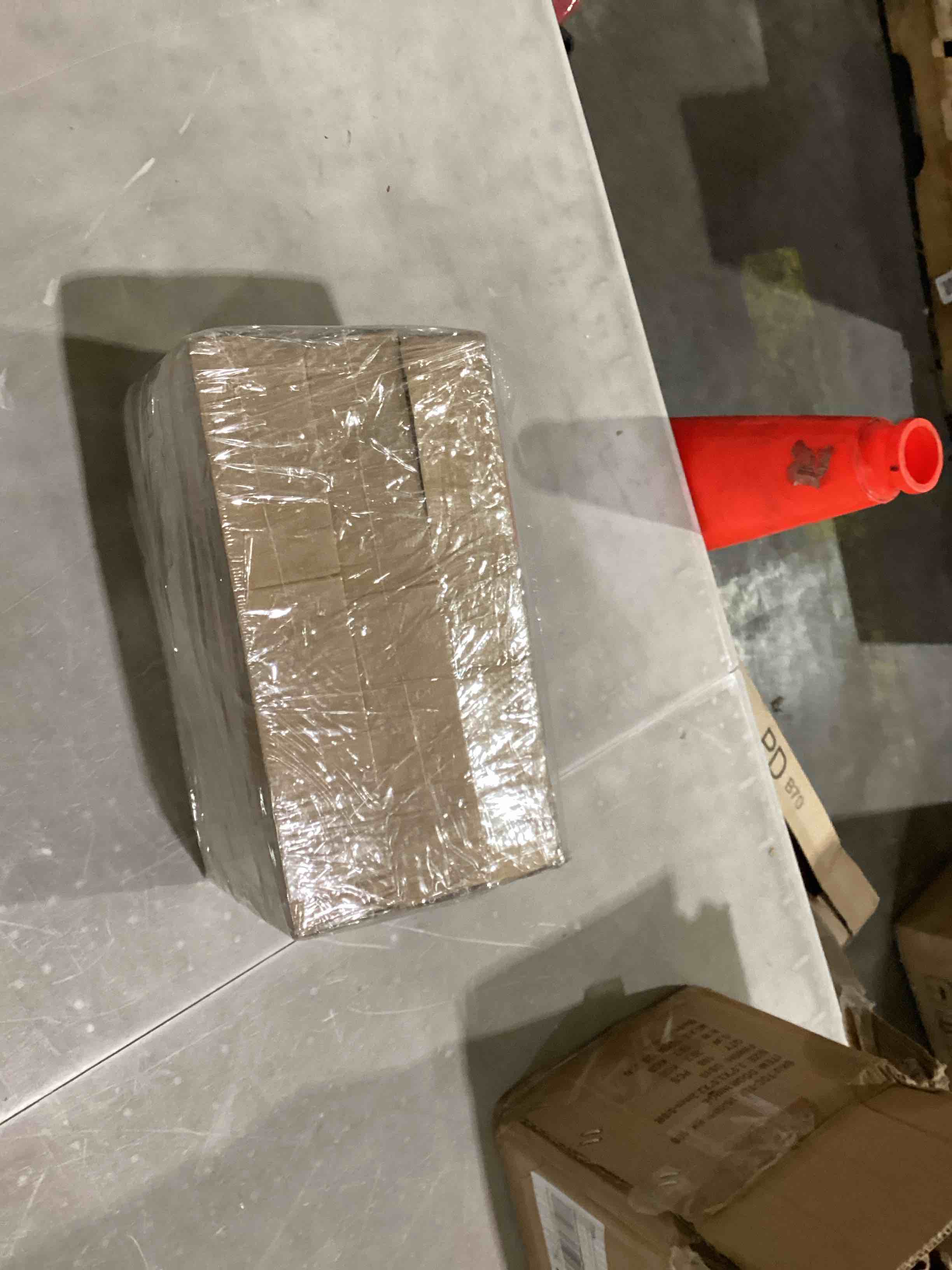 https://s3.amazonaws.com/lotting-images-prod/bidfta/PPE1315305_1753113599115.jpeg
