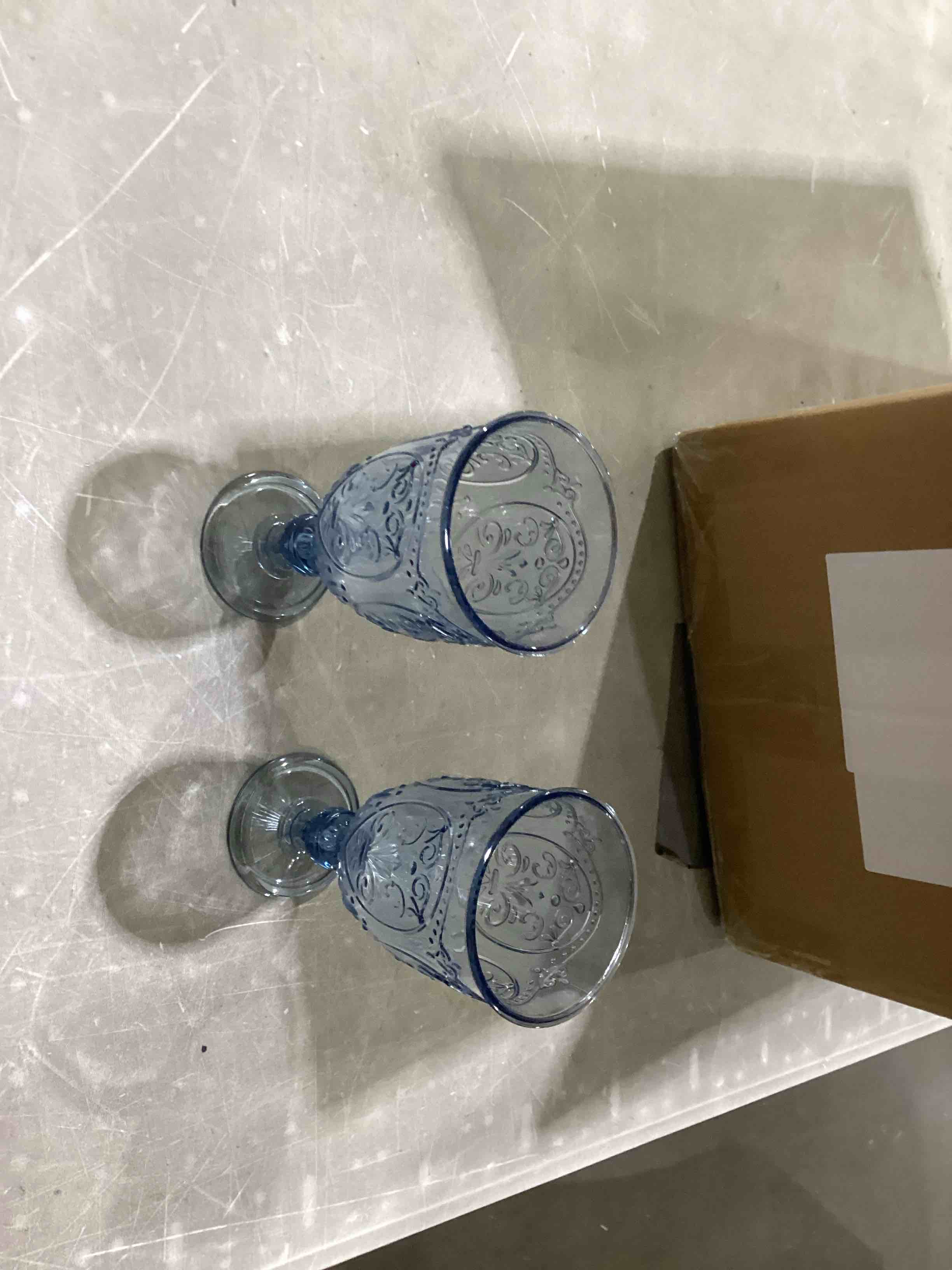 https://s3.amazonaws.com/lotting-images-prod/bidfta/PPE1315311_1753119000848.jpeg
