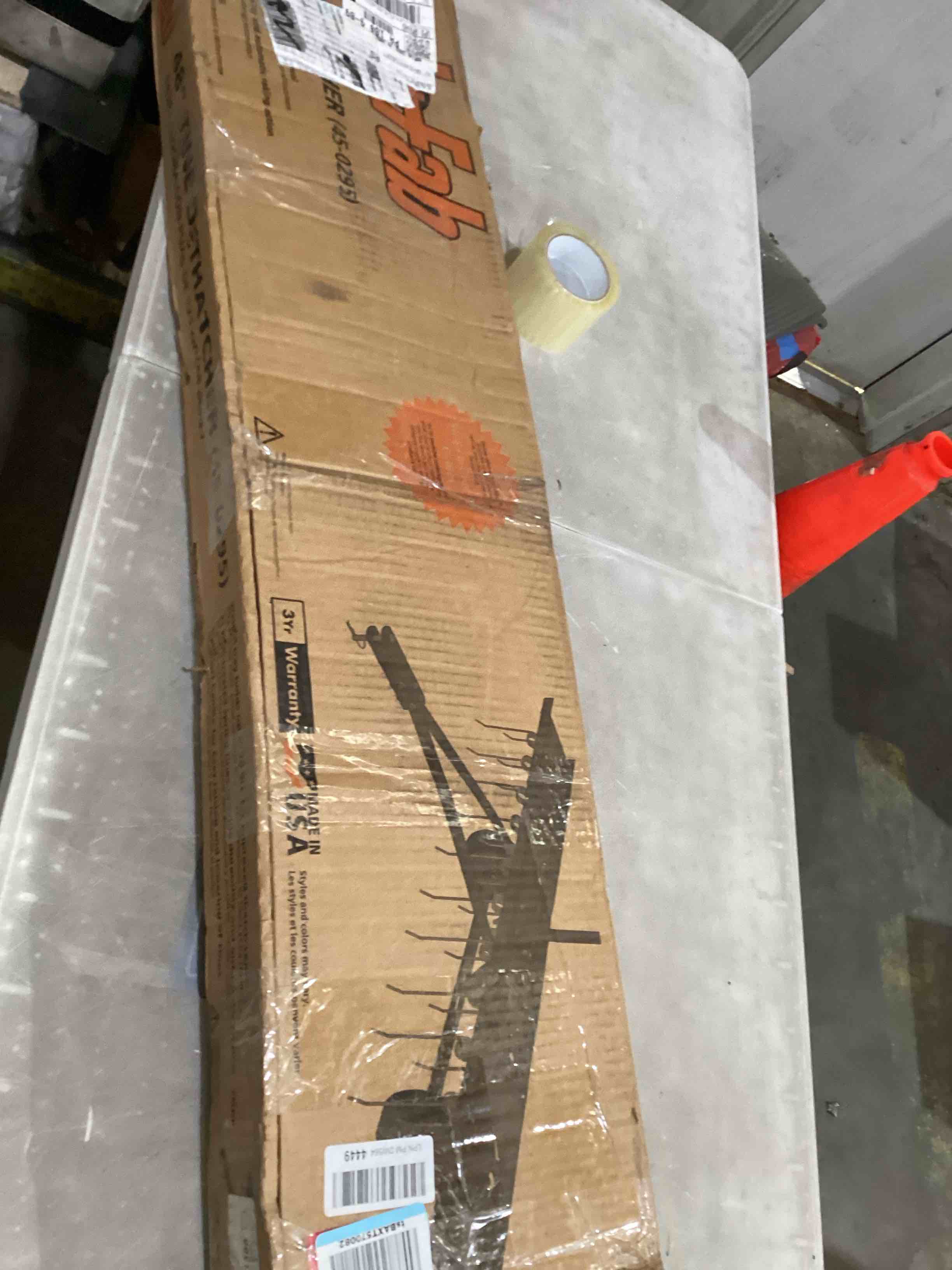 https://s3.amazonaws.com/lotting-images-prod/bidfta/PPE1315328_1753125545286.jpeg