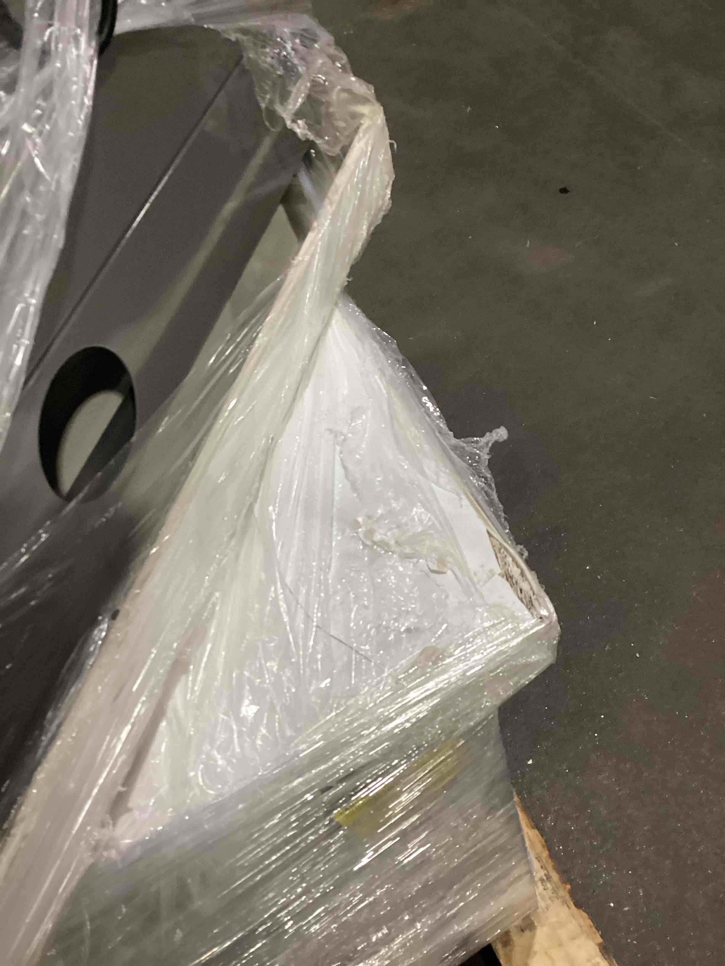 https://s3.amazonaws.com/lotting-images-prod/bidfta/PPE1315466_1753295656554.jpeg