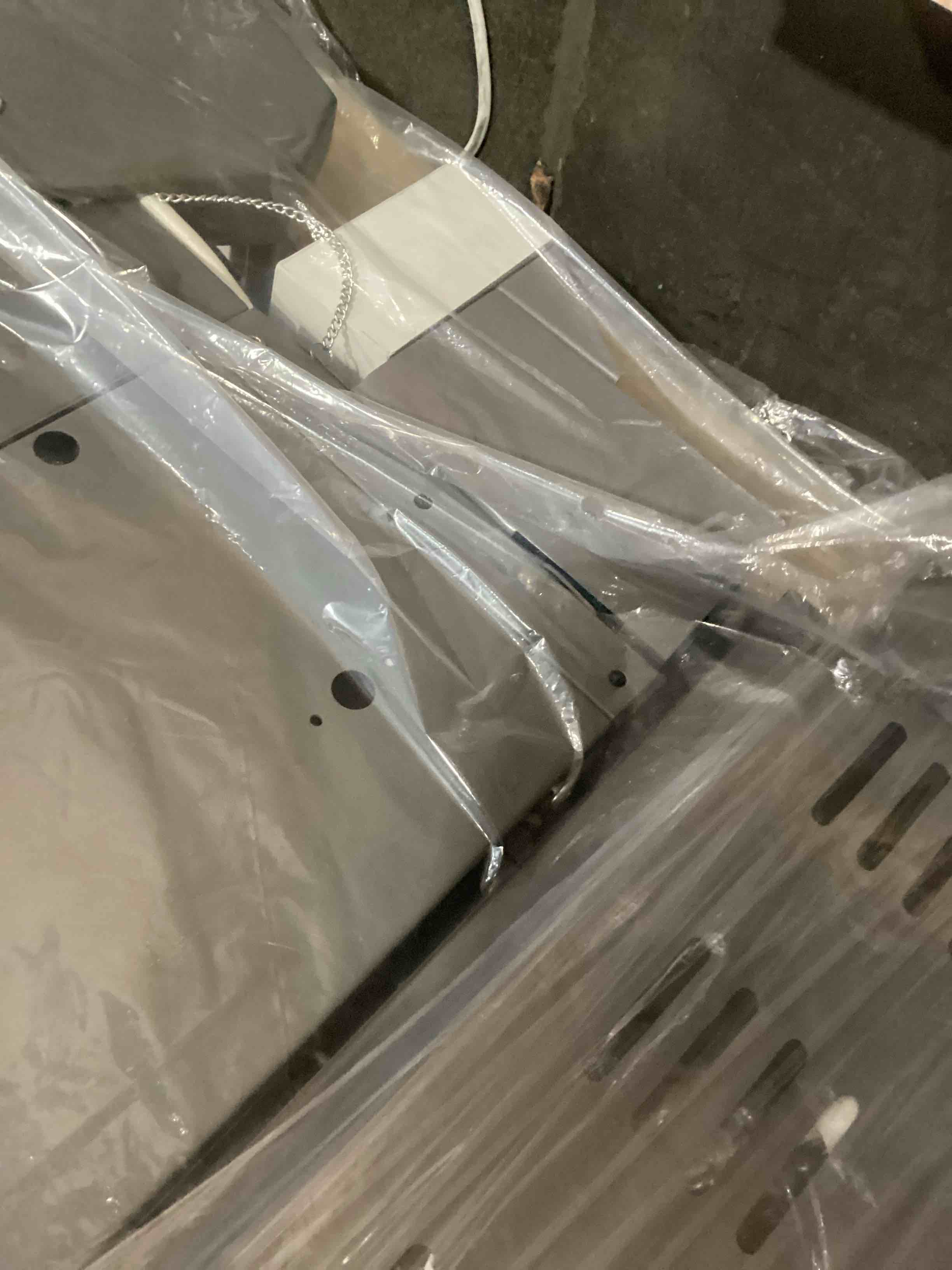 https://s3.amazonaws.com/lotting-images-prod/bidfta/PPE1315466_1753709047883.jpeg