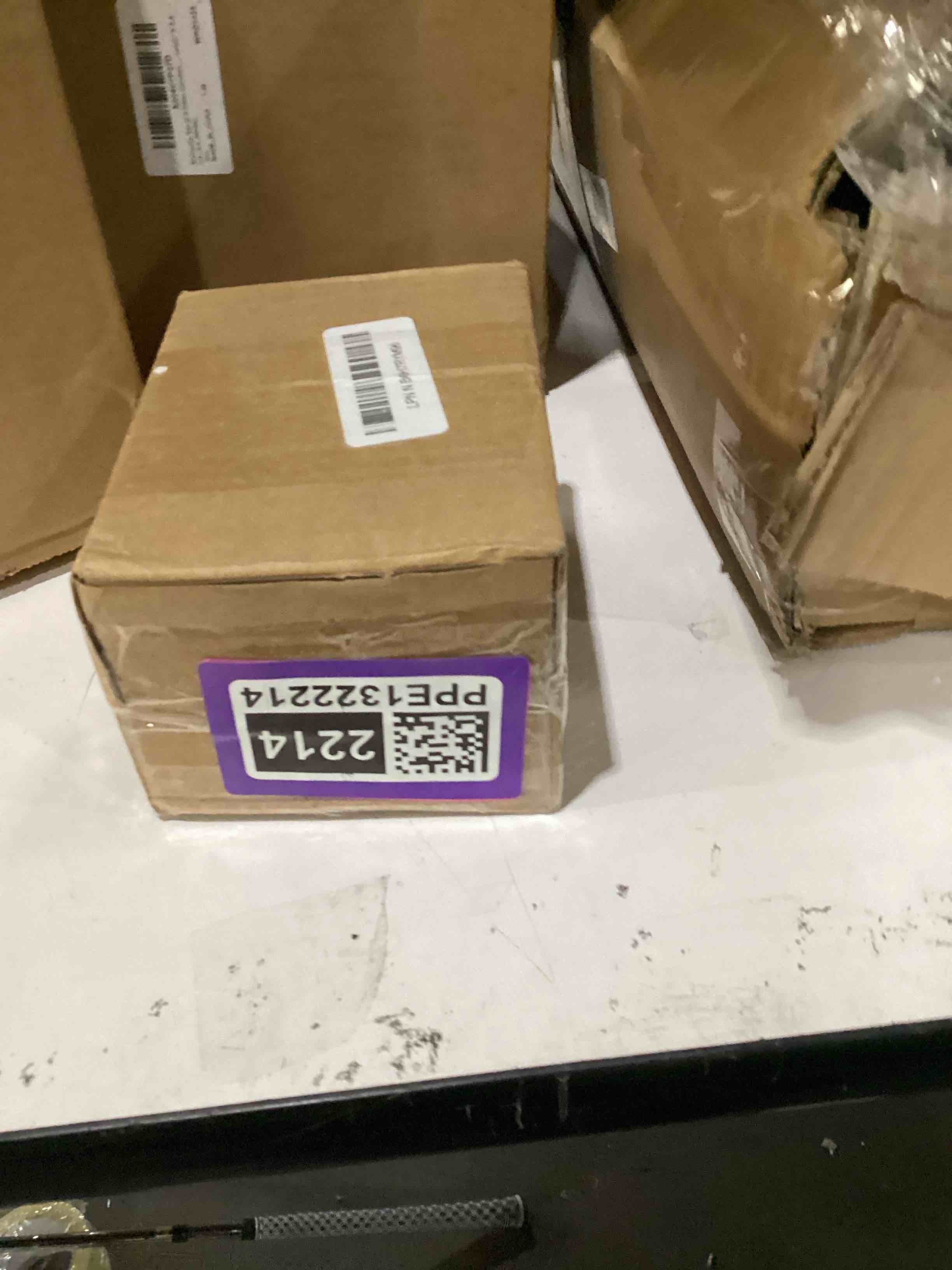https://s3.amazonaws.com/lotting-images-prod/bidfta/PPE1322214_1777661069675.jpeg