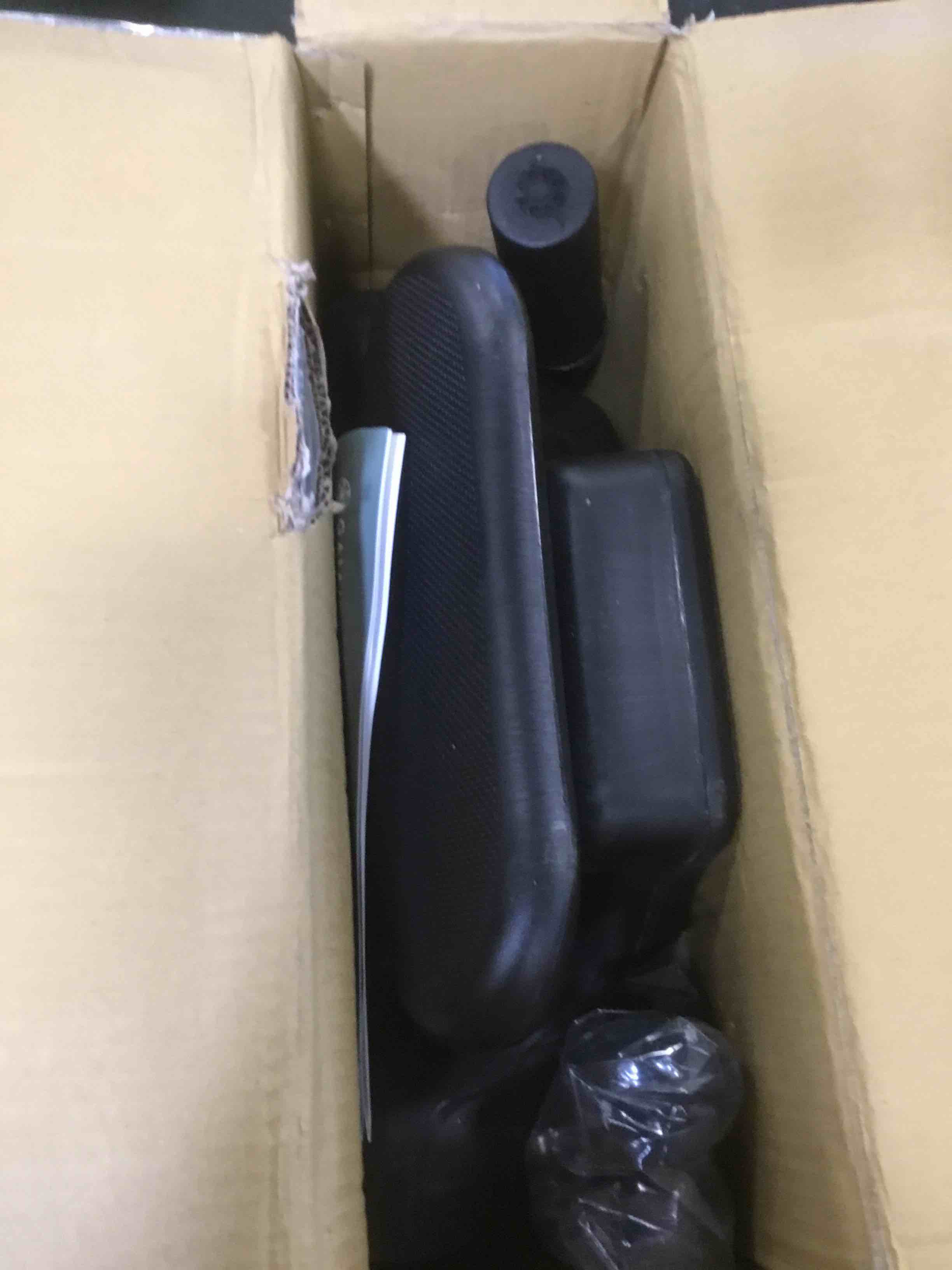 https://s3.amazonaws.com/lotting-images-prod/bidfta/PPE1336061_1741630328240.jpeg
