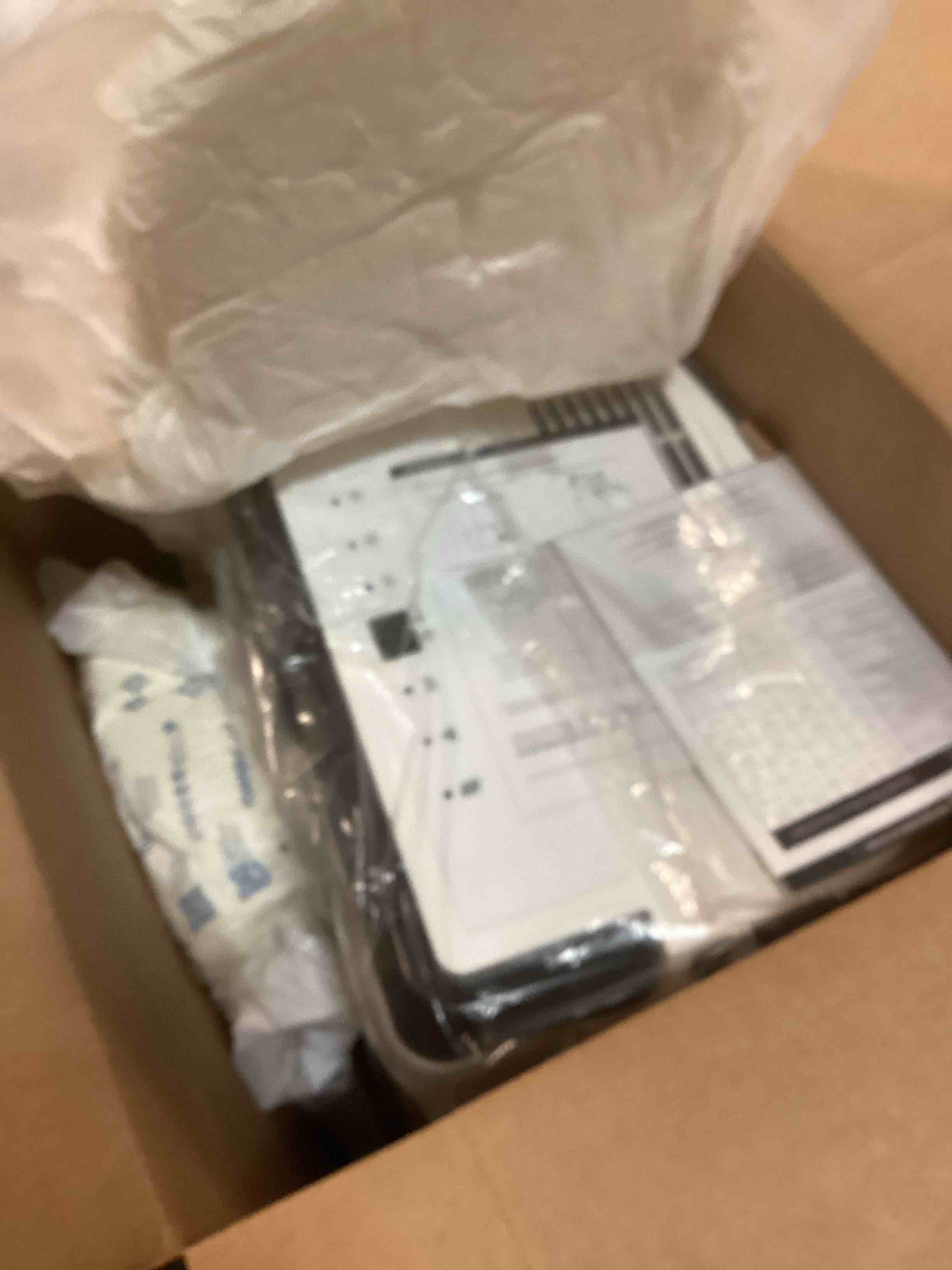 https://s3.amazonaws.com/lotting-images-prod/bidfta/PPE1337395_1742413347410.jpeg