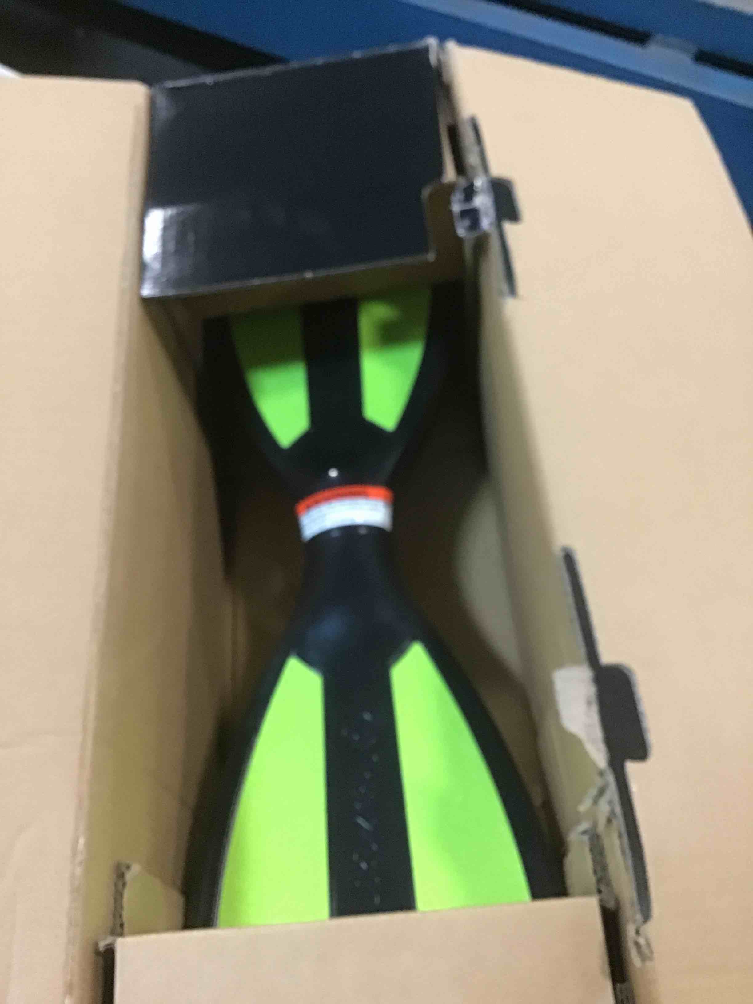 https://s3.amazonaws.com/lotting-images-prod/bidfta/PPE1337494_1742482721837.jpeg