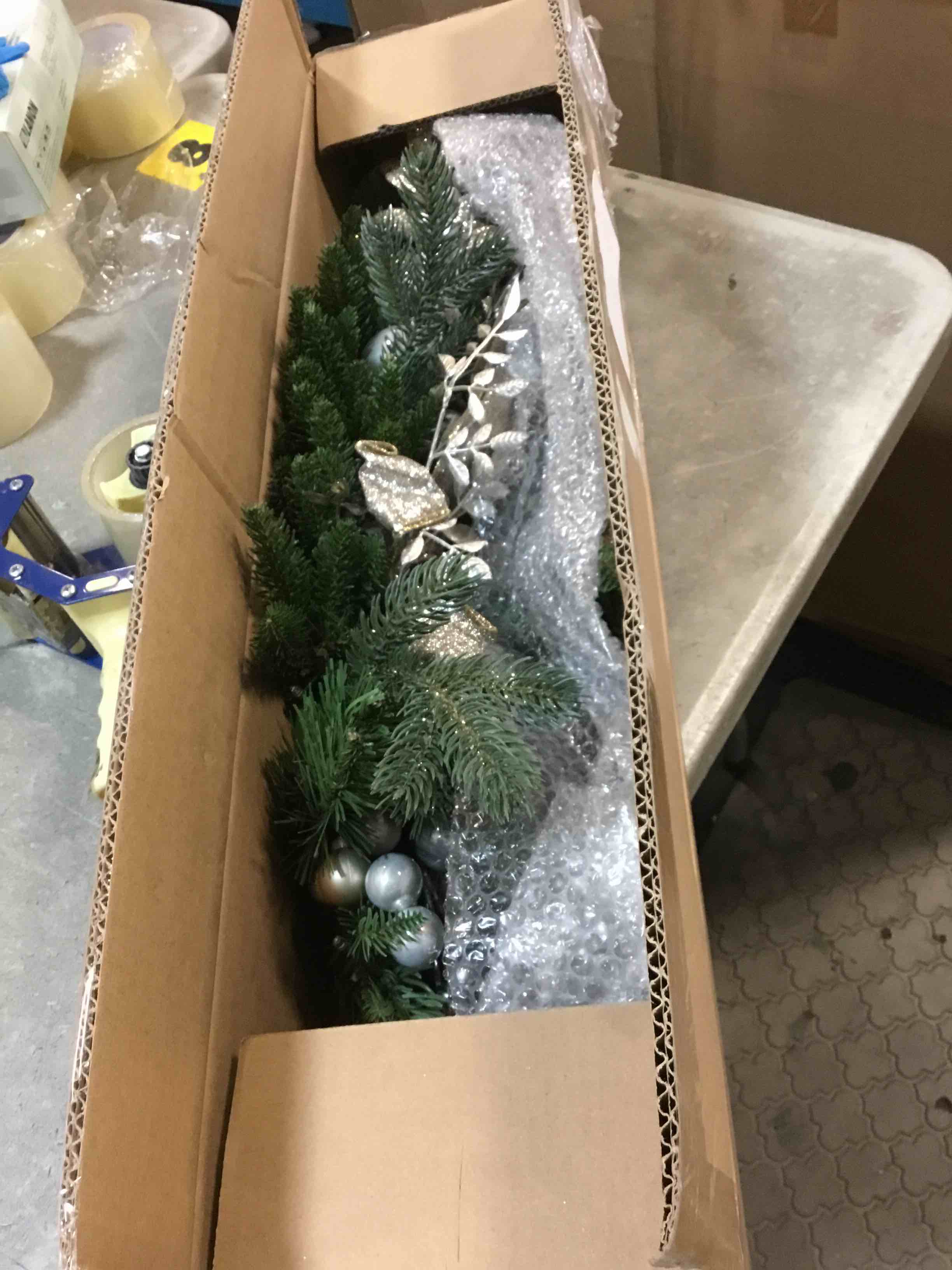 https://s3.amazonaws.com/lotting-images-prod/bidfta/PPE1337556_1742494199627.jpeg