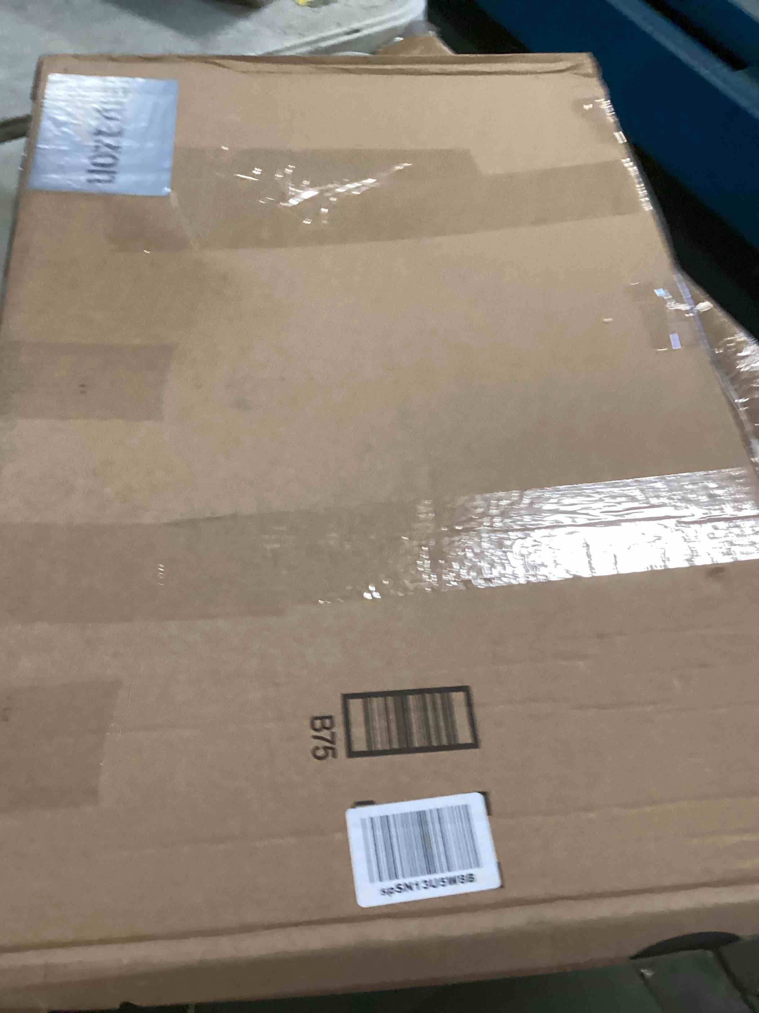 https://s3.amazonaws.com/lotting-images-prod/bidfta/PPE1337861_1742834295671.jpeg