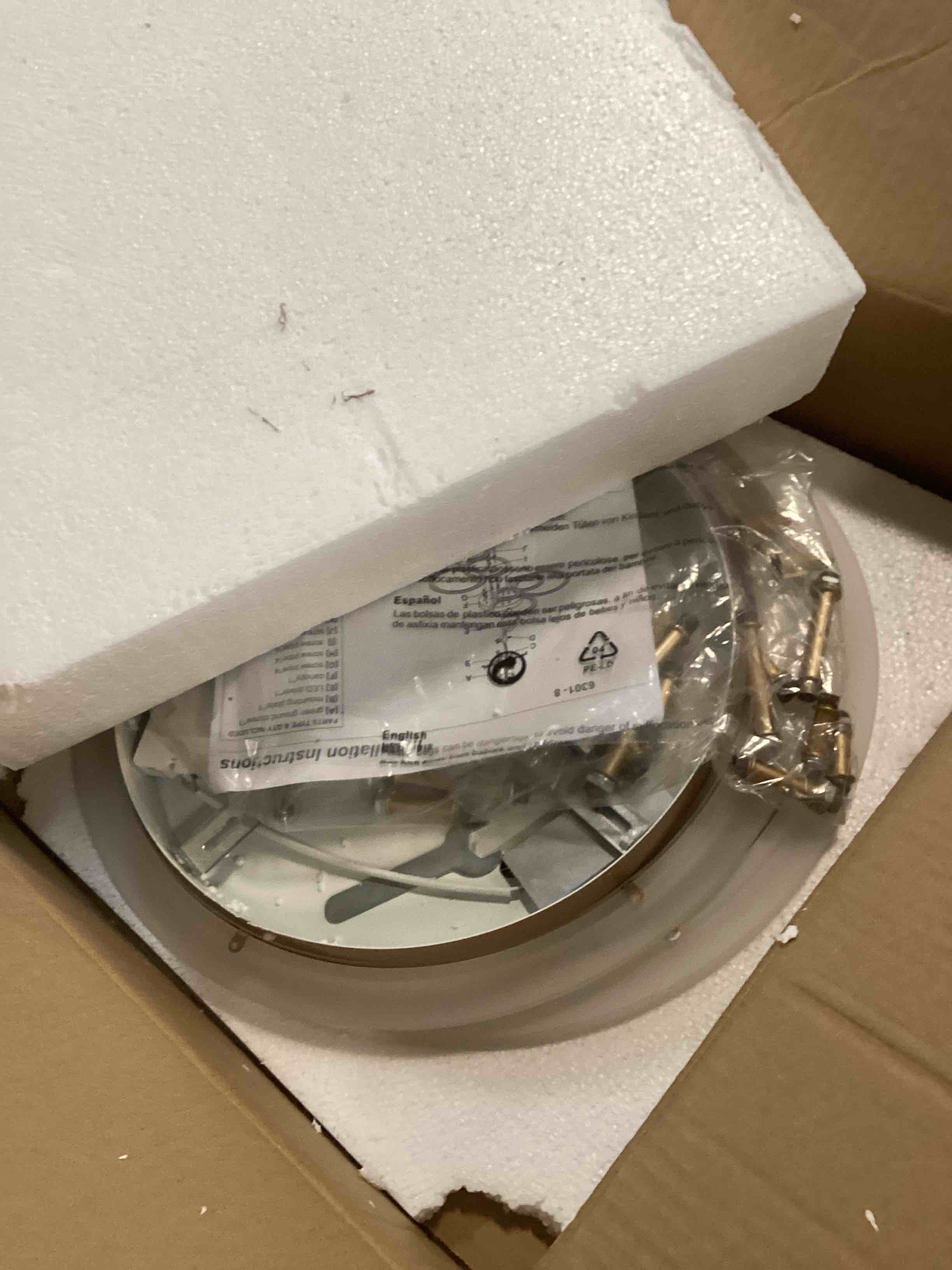 https://s3.amazonaws.com/lotting-images-prod/bidfta/PPE1337891_1742839782590.jpeg