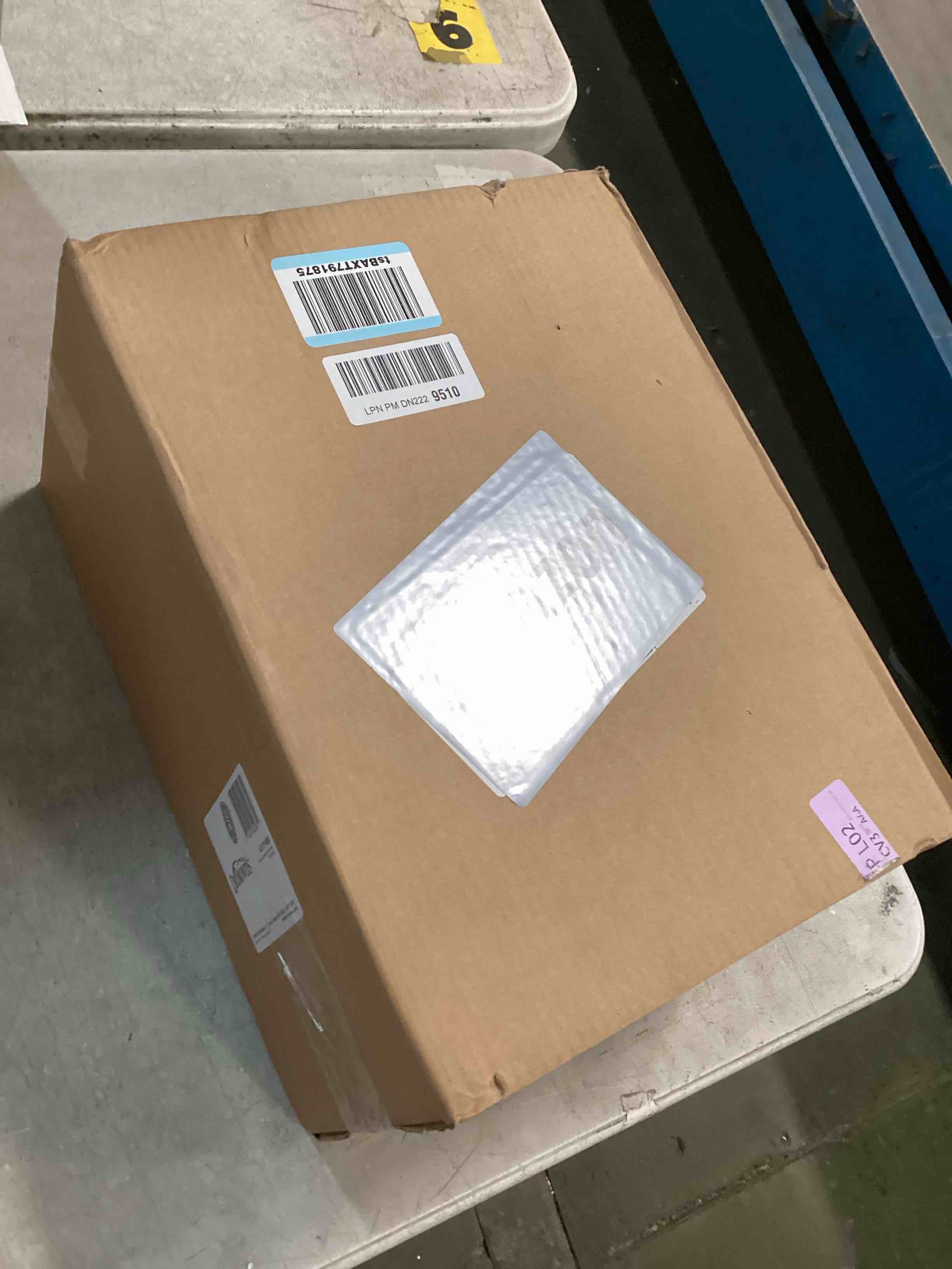 https://s3.amazonaws.com/lotting-images-prod/bidfta/PPE1343057_1741962743766.jpeg