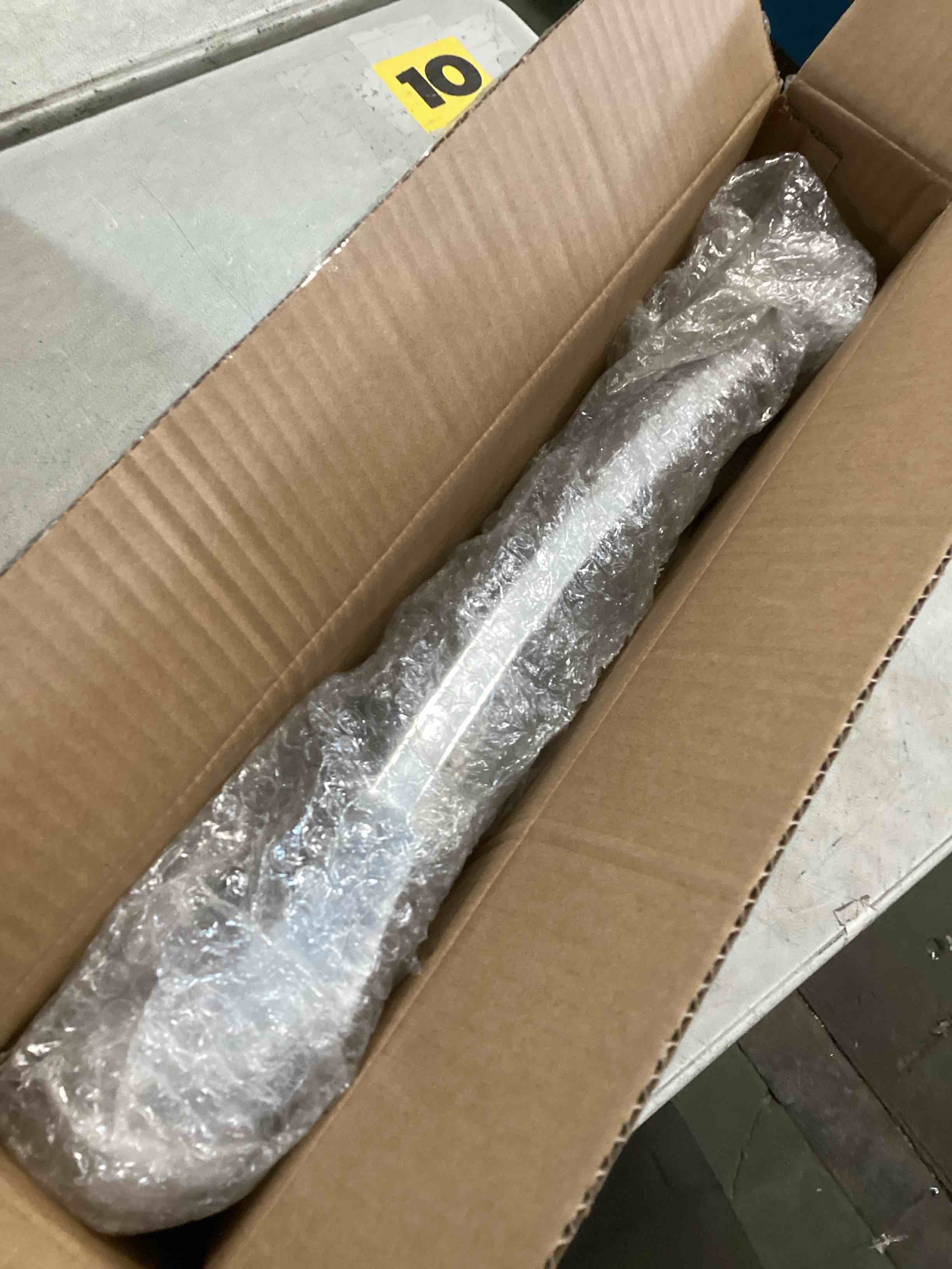 https://s3.amazonaws.com/lotting-images-prod/bidfta/PPE1343123_1741970040749.jpeg