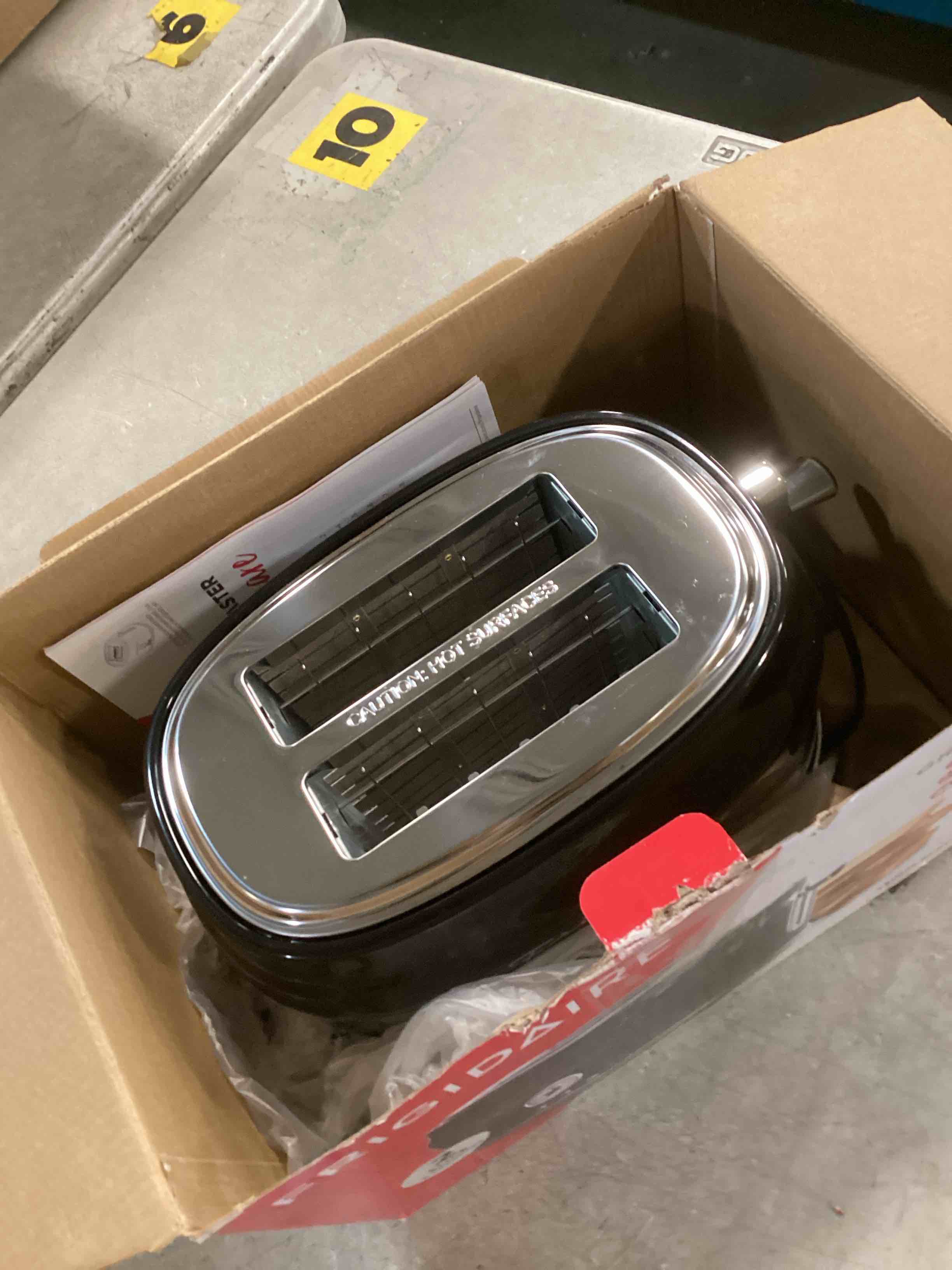 https://s3.amazonaws.com/lotting-images-prod/bidfta/PPE1343154_1741975903440.jpeg