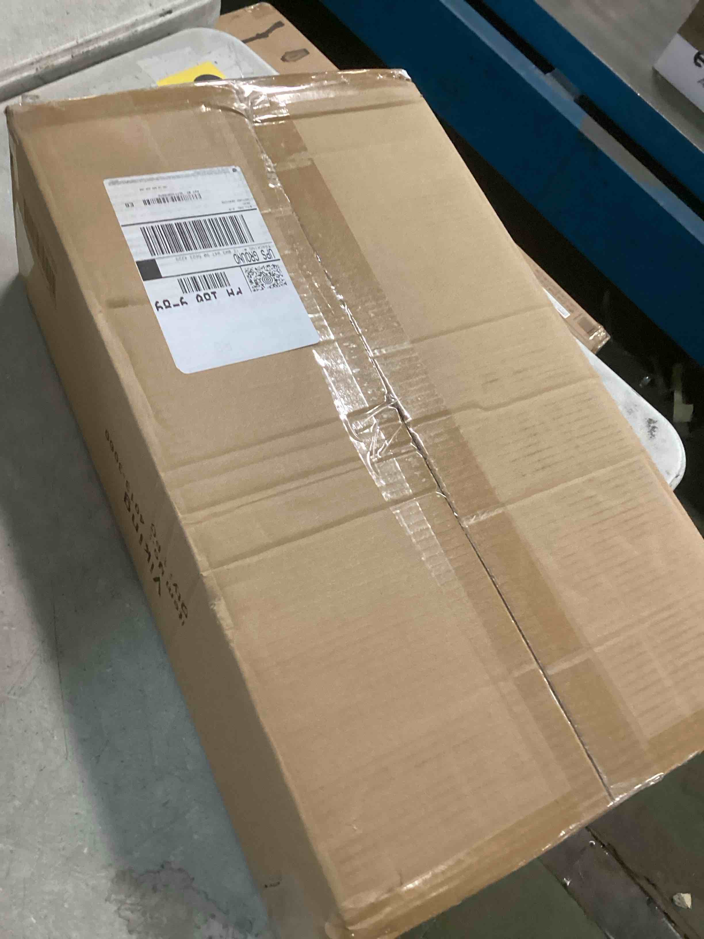 https://s3.amazonaws.com/lotting-images-prod/bidfta/PPE1343193_1741981192877.jpeg