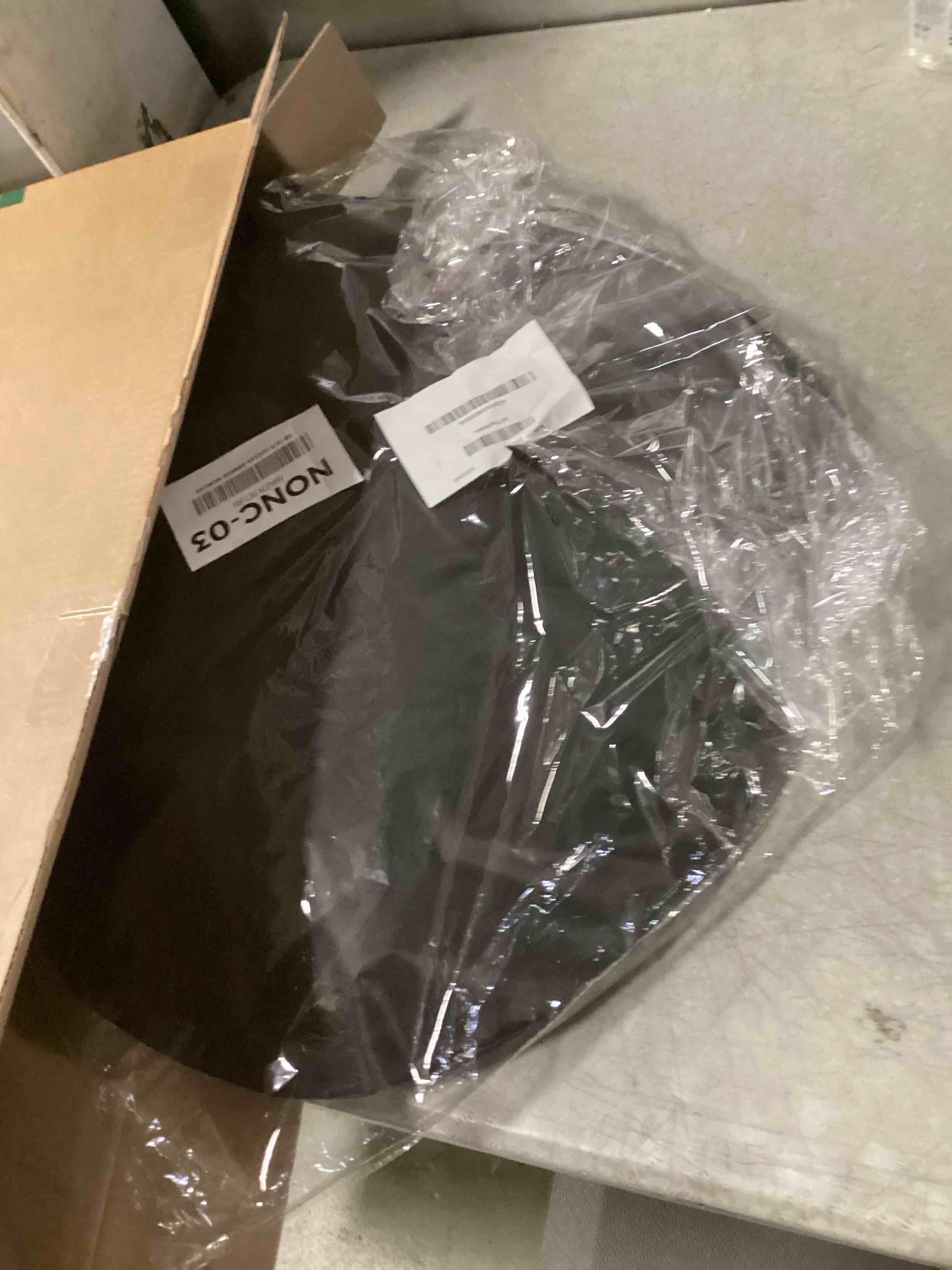 https://s3.amazonaws.com/lotting-images-prod/bidfta/PPE1343746_1742397375469.jpeg