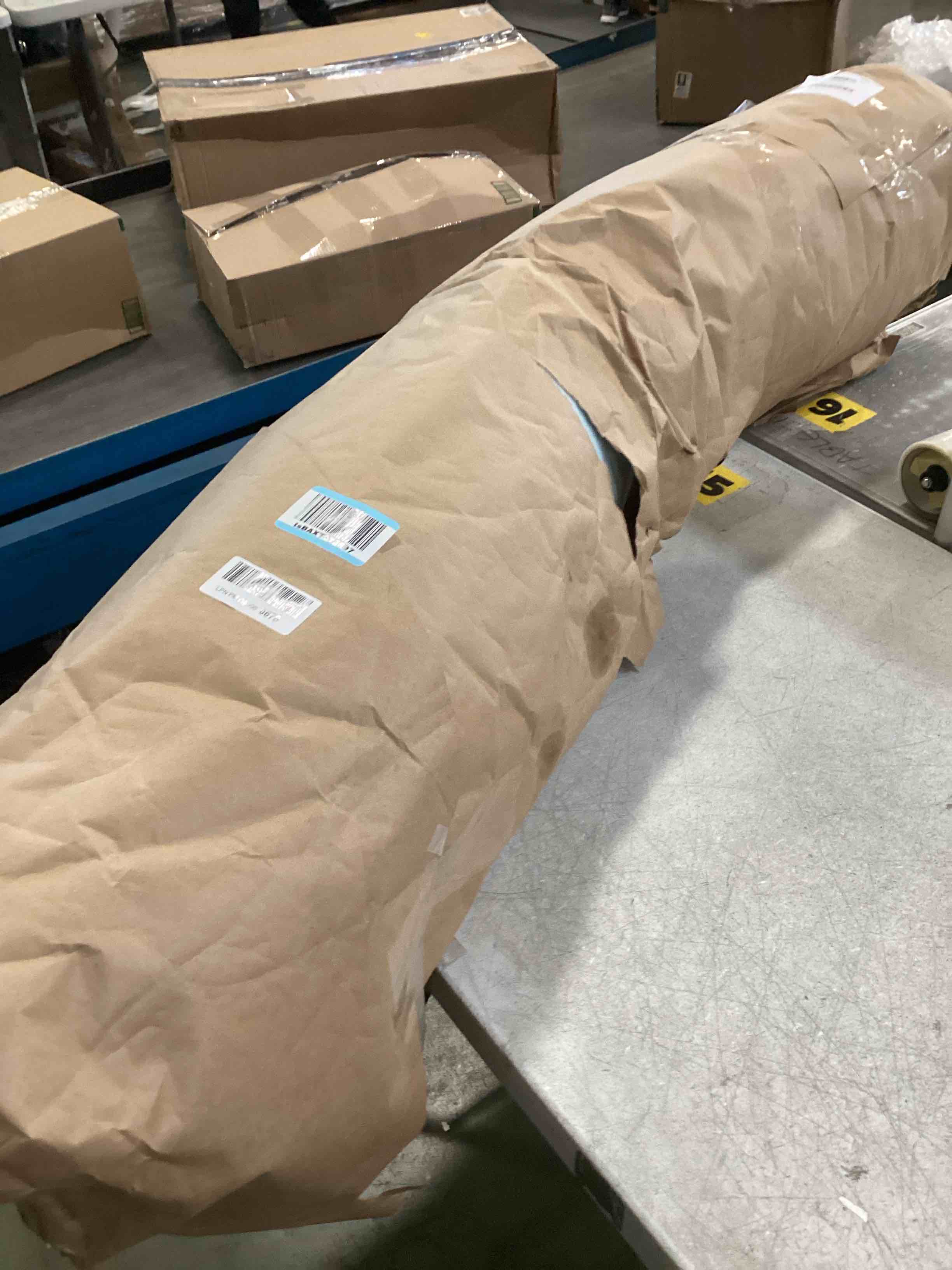 https://s3.amazonaws.com/lotting-images-prod/bidfta/PPE1343993_1742564664660.jpeg