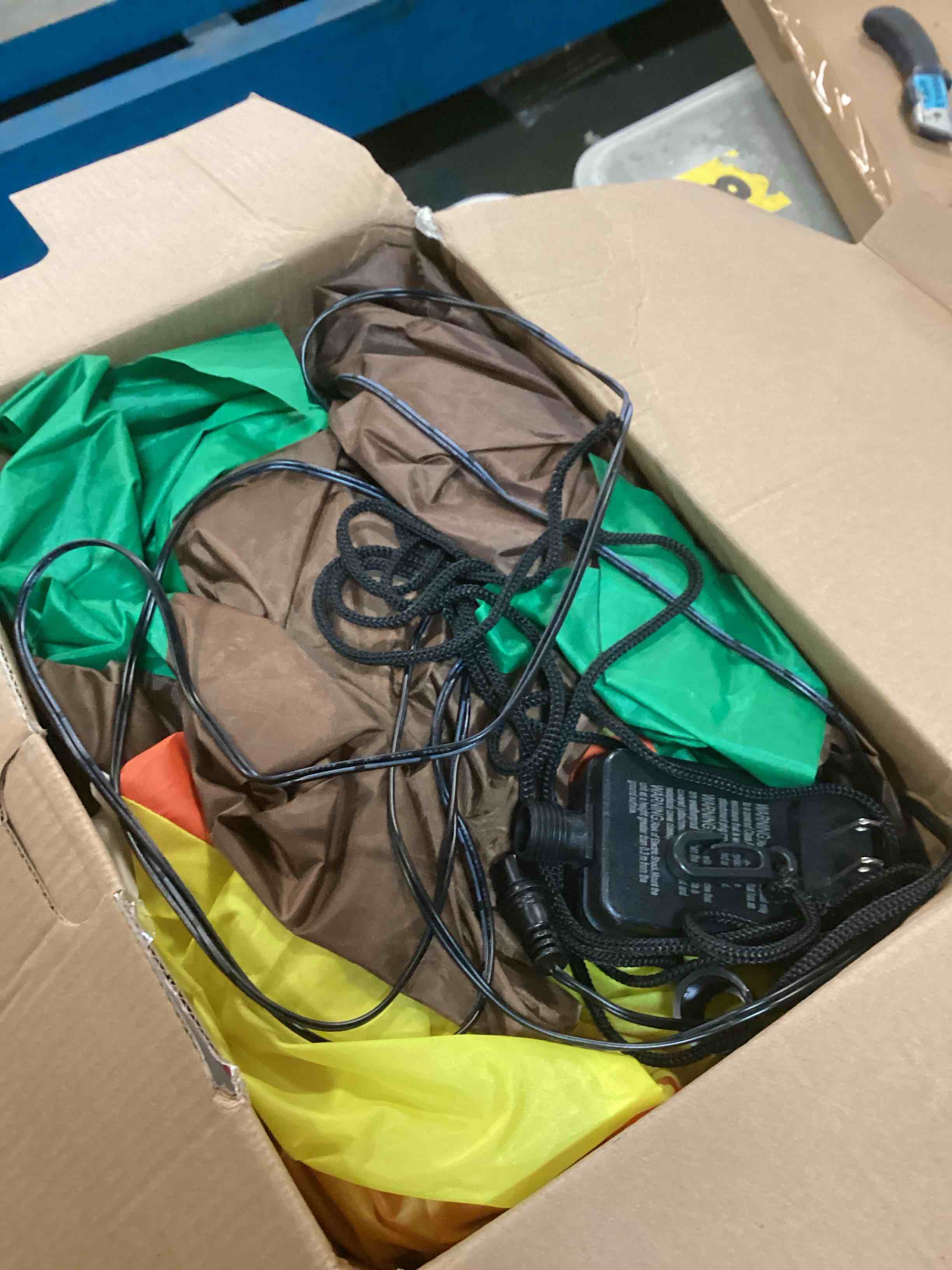 https://s3.amazonaws.com/lotting-images-prod/bidfta/PPE1344706_1743093201518.jpeg