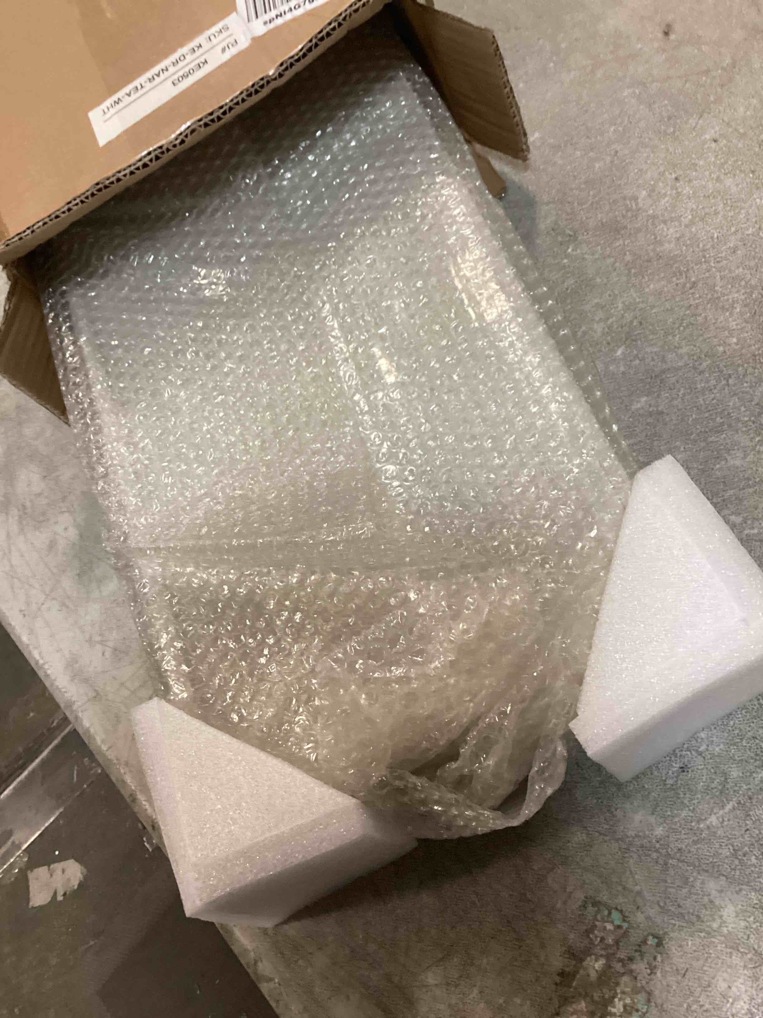 https://s3.amazonaws.com/lotting-images-prod/bidfta/PPE1344712_1743099533280.jpeg