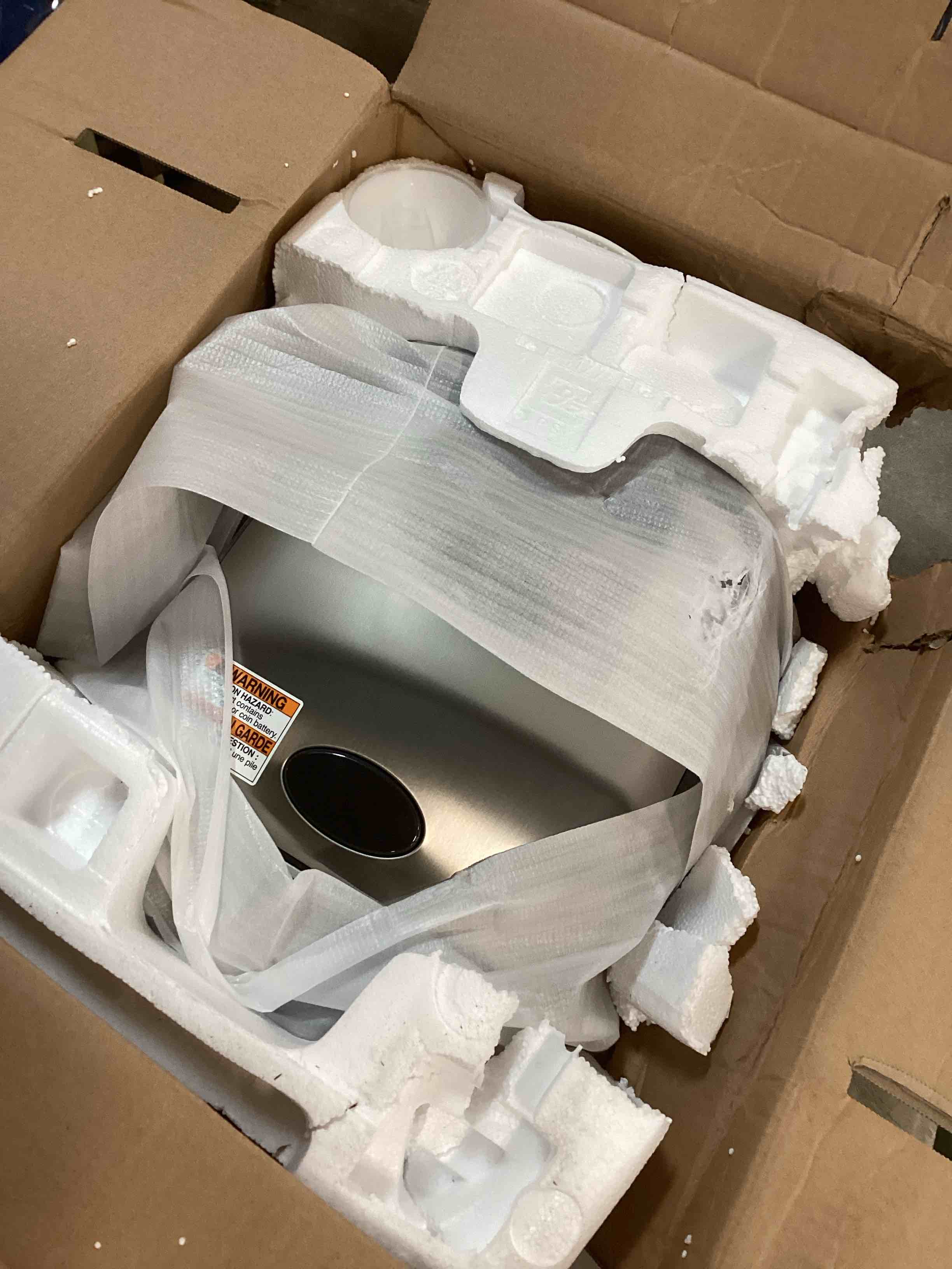 https://s3.amazonaws.com/lotting-images-prod/bidfta/PPE1344795_1743171563631.jpeg