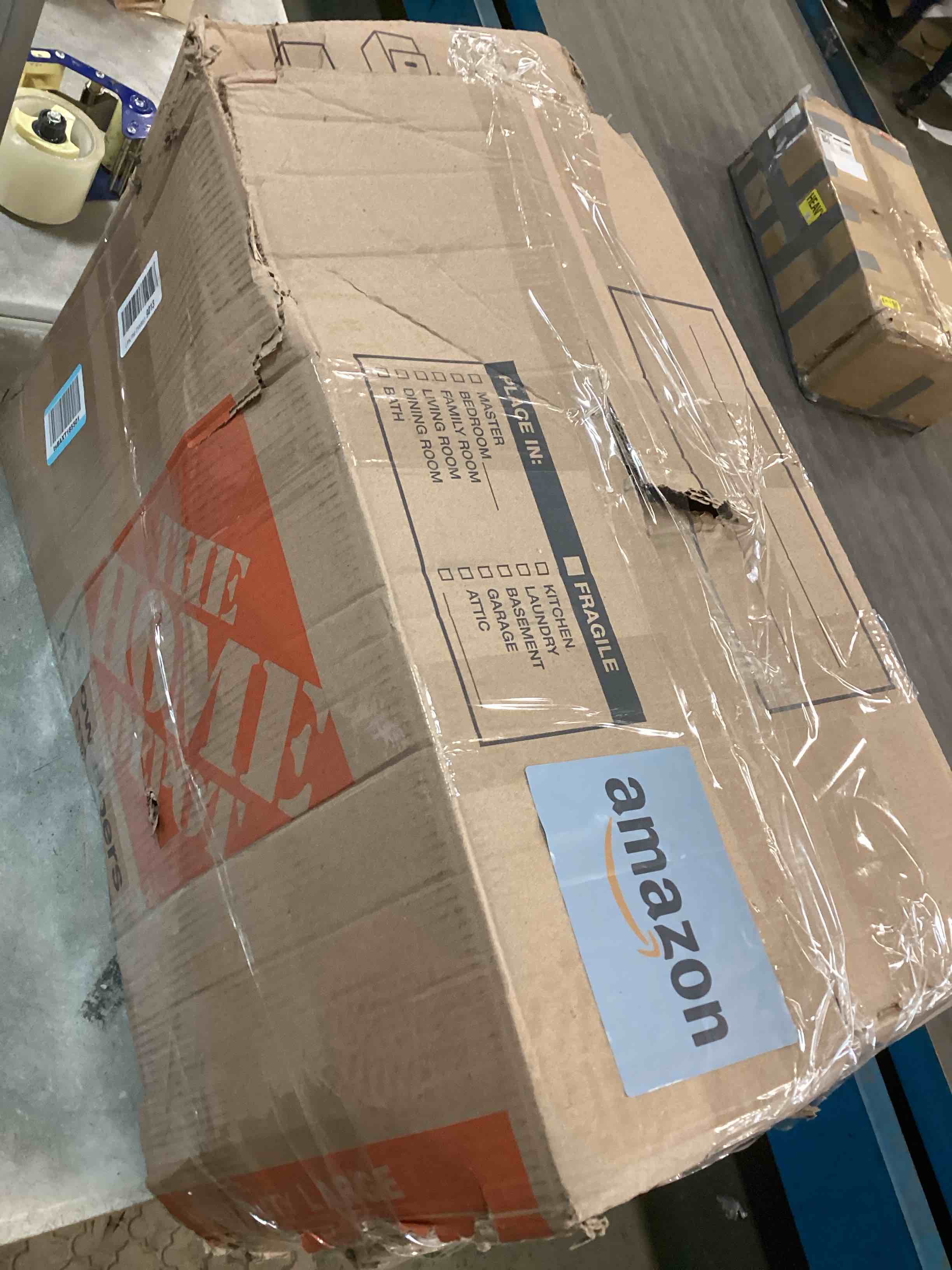 https://s3.amazonaws.com/lotting-images-prod/bidfta/PPE1344891_1743185446849.jpeg