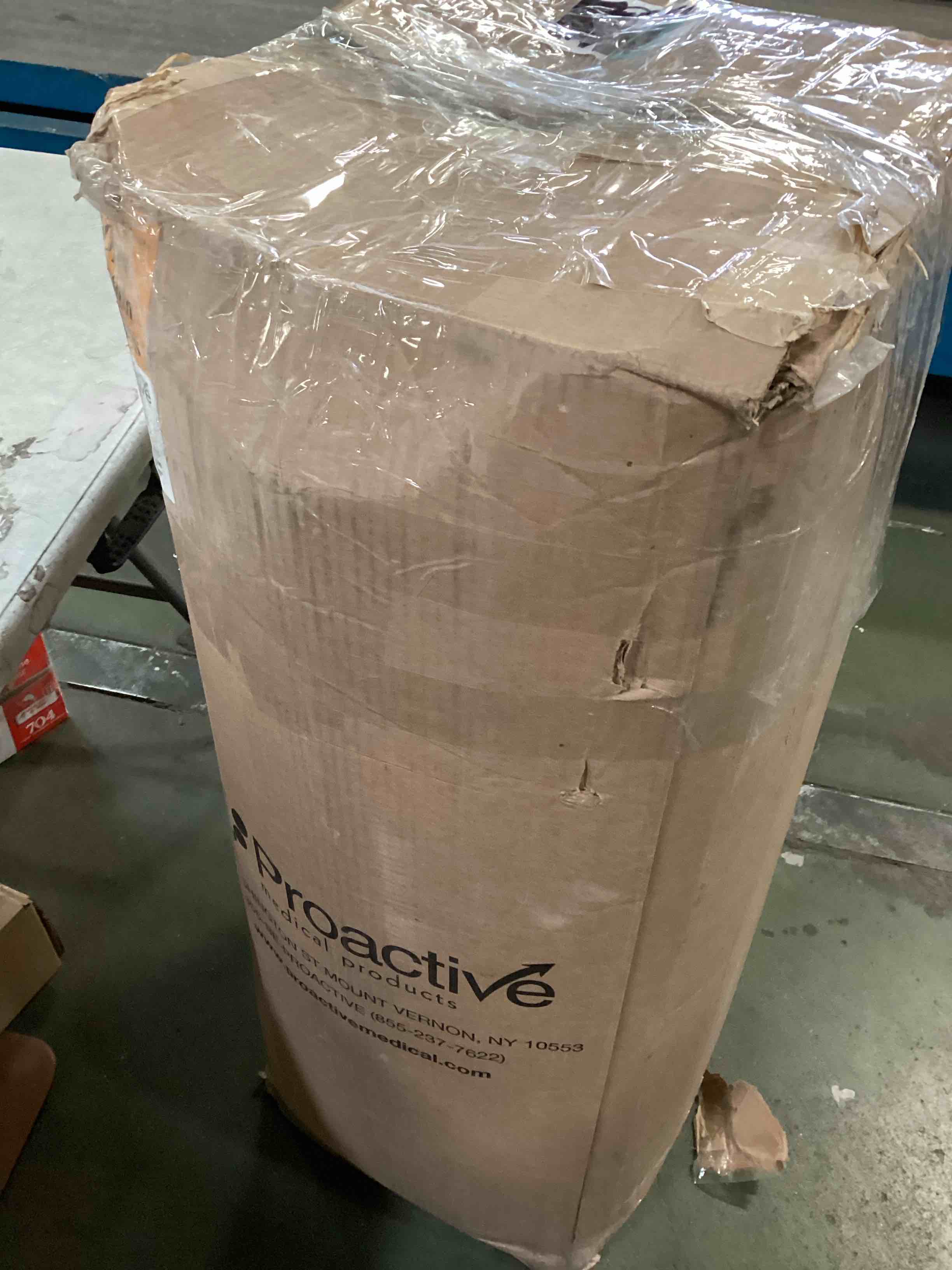 https://s3.amazonaws.com/lotting-images-prod/bidfta/PPE1345383_1741185668973.jpeg