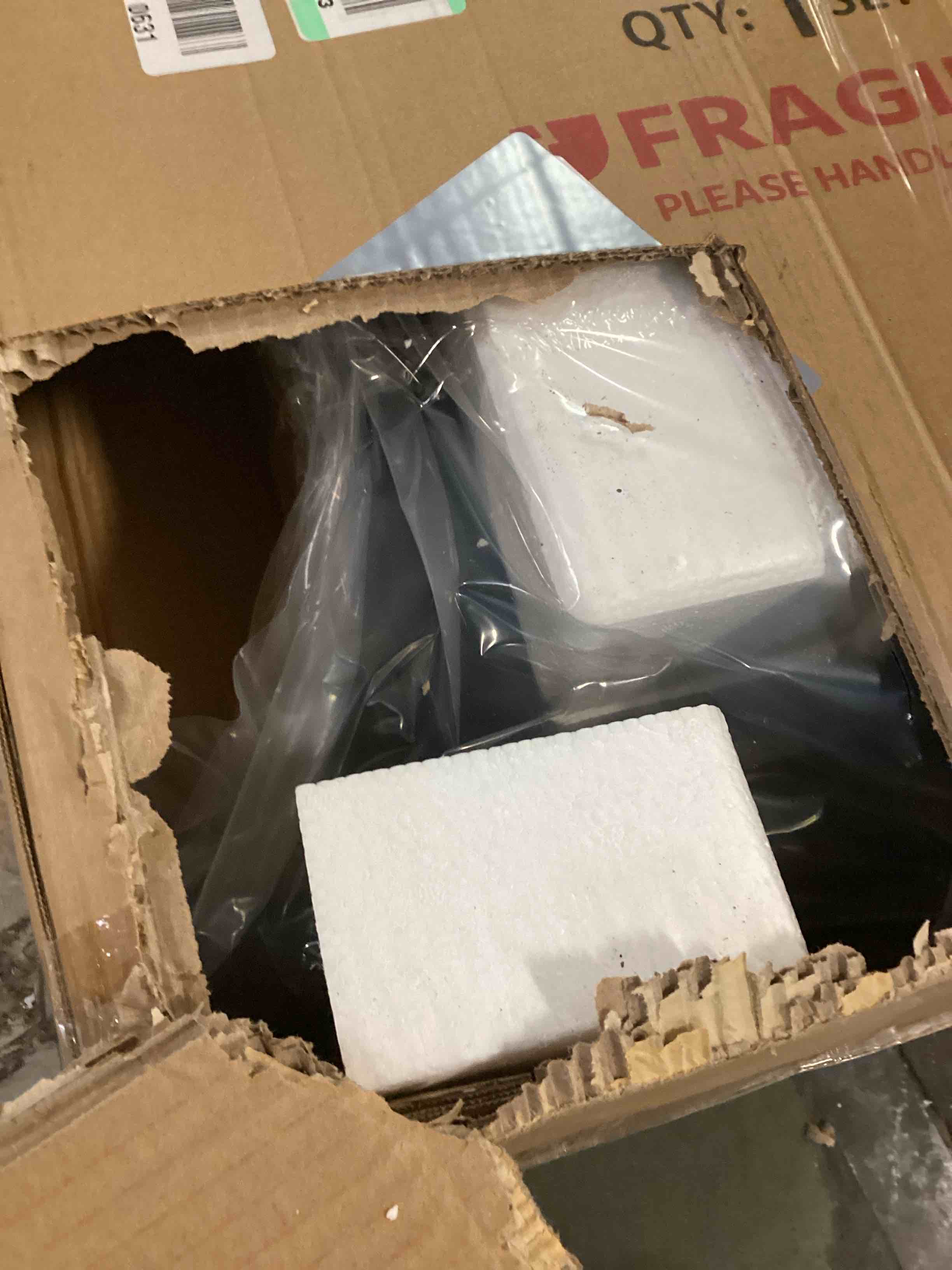 https://s3.amazonaws.com/lotting-images-prod/bidfta/PPE1345502_1741203373583.jpeg
