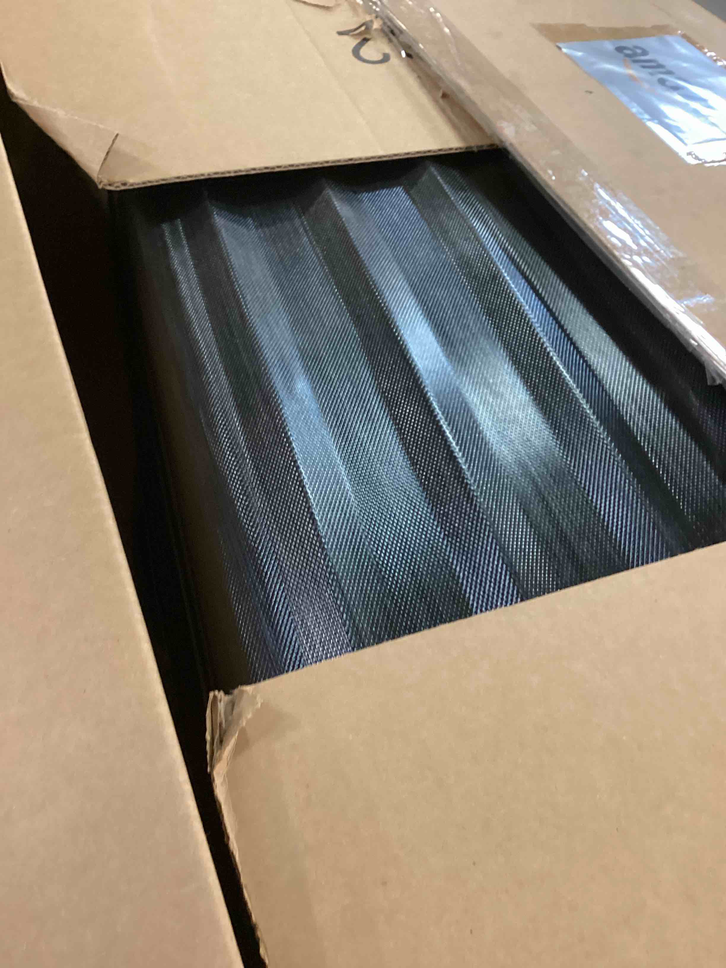 https://s3.amazonaws.com/lotting-images-prod/bidfta/PPE1345526_1741206489385.jpeg