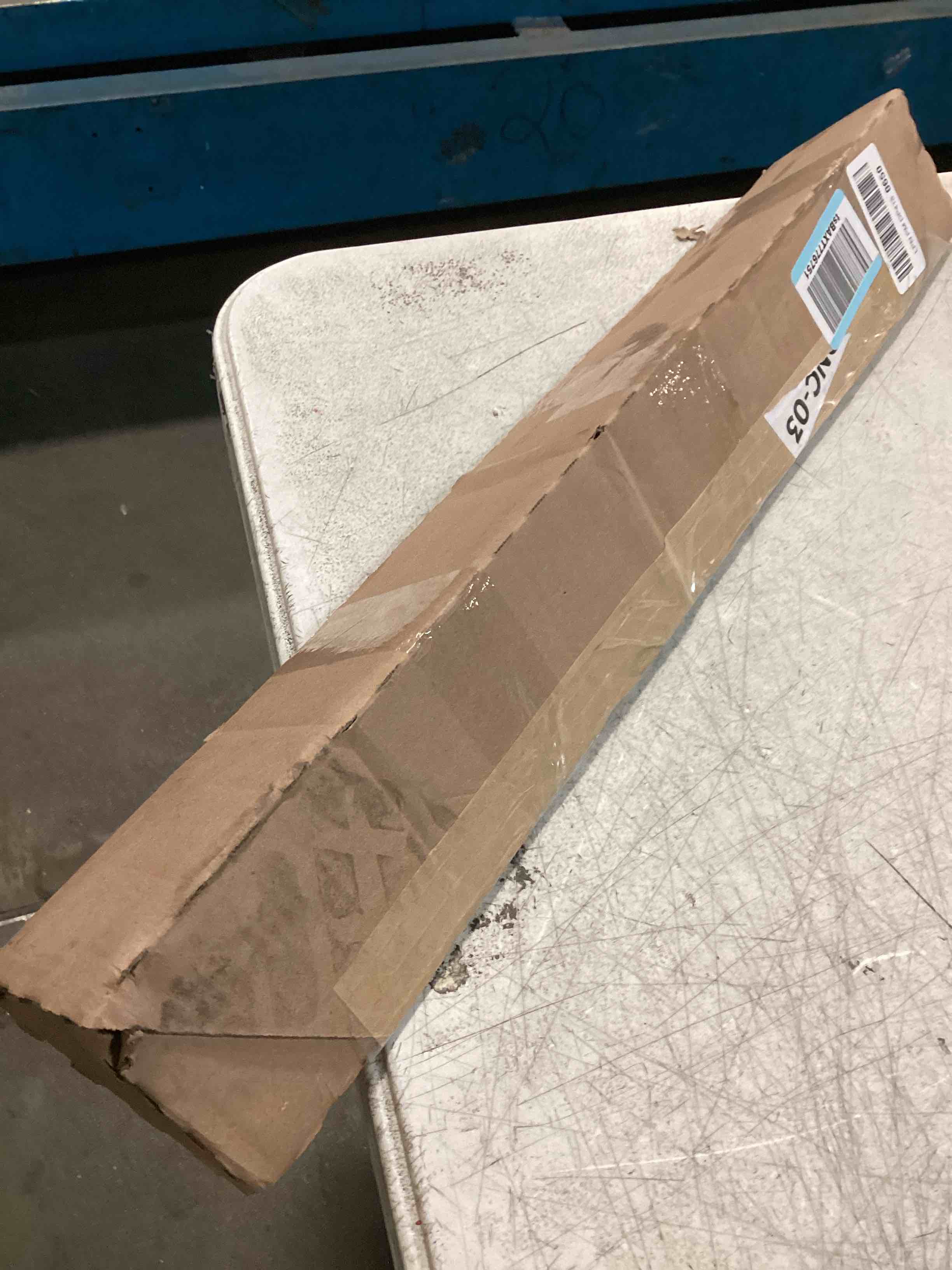 https://s3.amazonaws.com/lotting-images-prod/bidfta/PPE1345614_1741270835559.jpeg