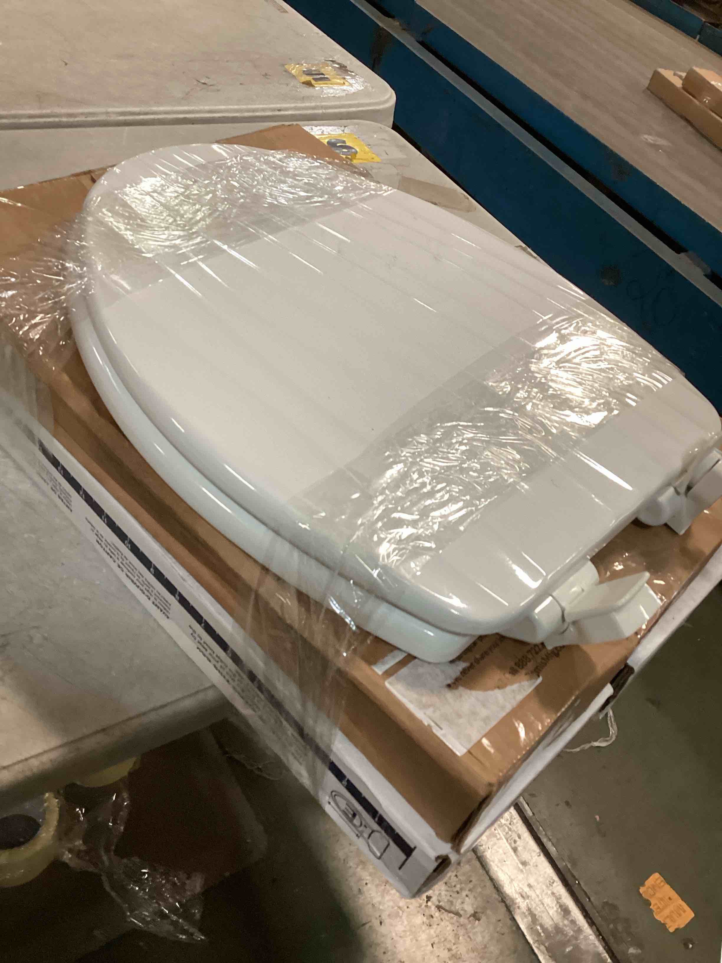 https://s3.amazonaws.com/lotting-images-prod/bidfta/PPE1346032_1741379654070.jpeg