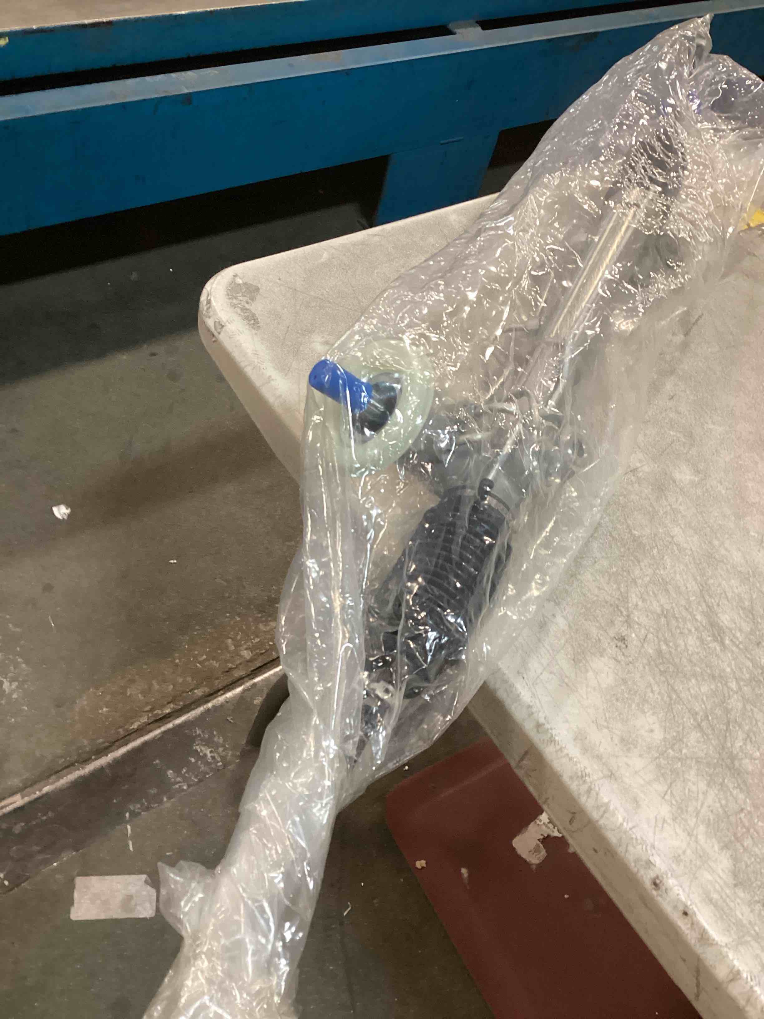 https://s3.amazonaws.com/lotting-images-prod/bidfta/PPE1346081_1741610811489.jpeg